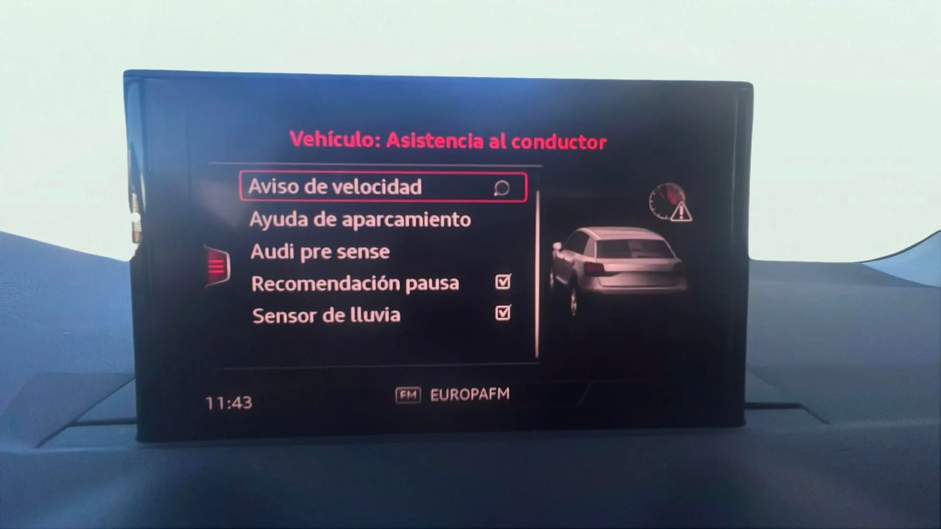Audi Q2 Advanced 30 TDI S tronic - foto 18
