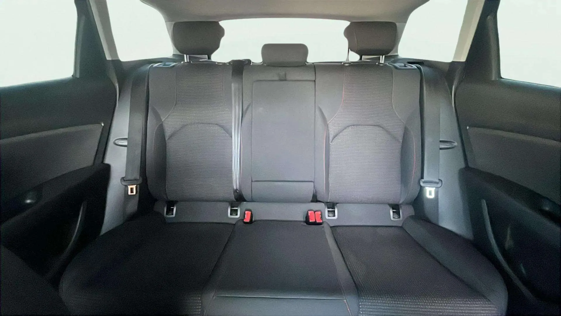 SEAT León 1.4 TSI ACT DSG-7 FR - foto 13