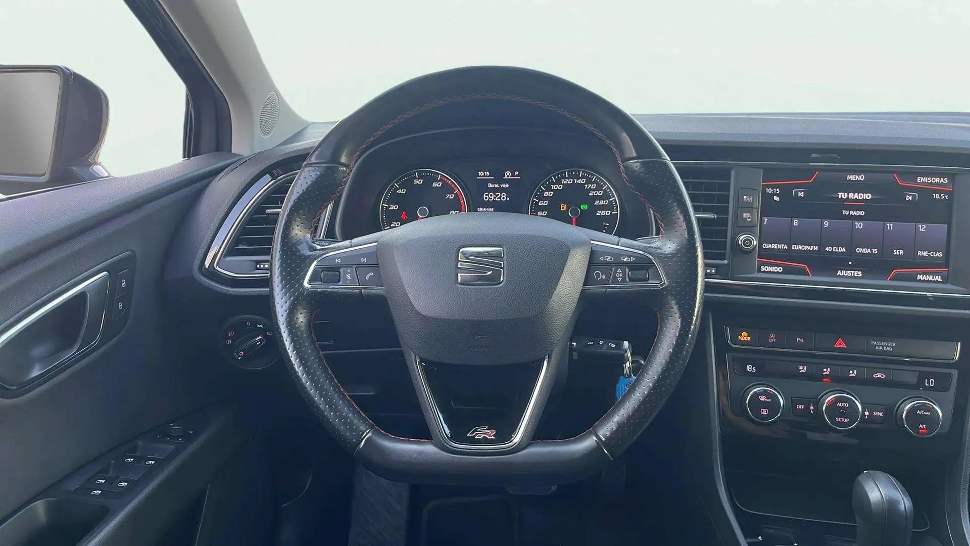 SEAT León 1.4 TSI ACT DSG-7 FR - foto 9