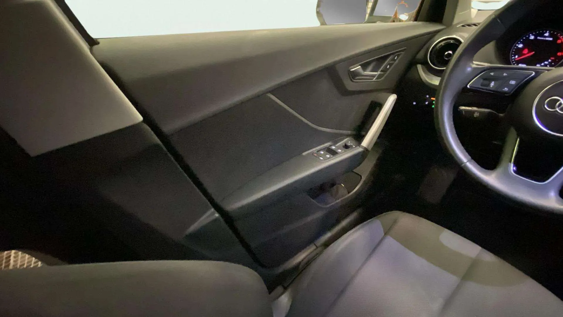 Audi Q2 Advanced 30 TDI S tronic - foto 9