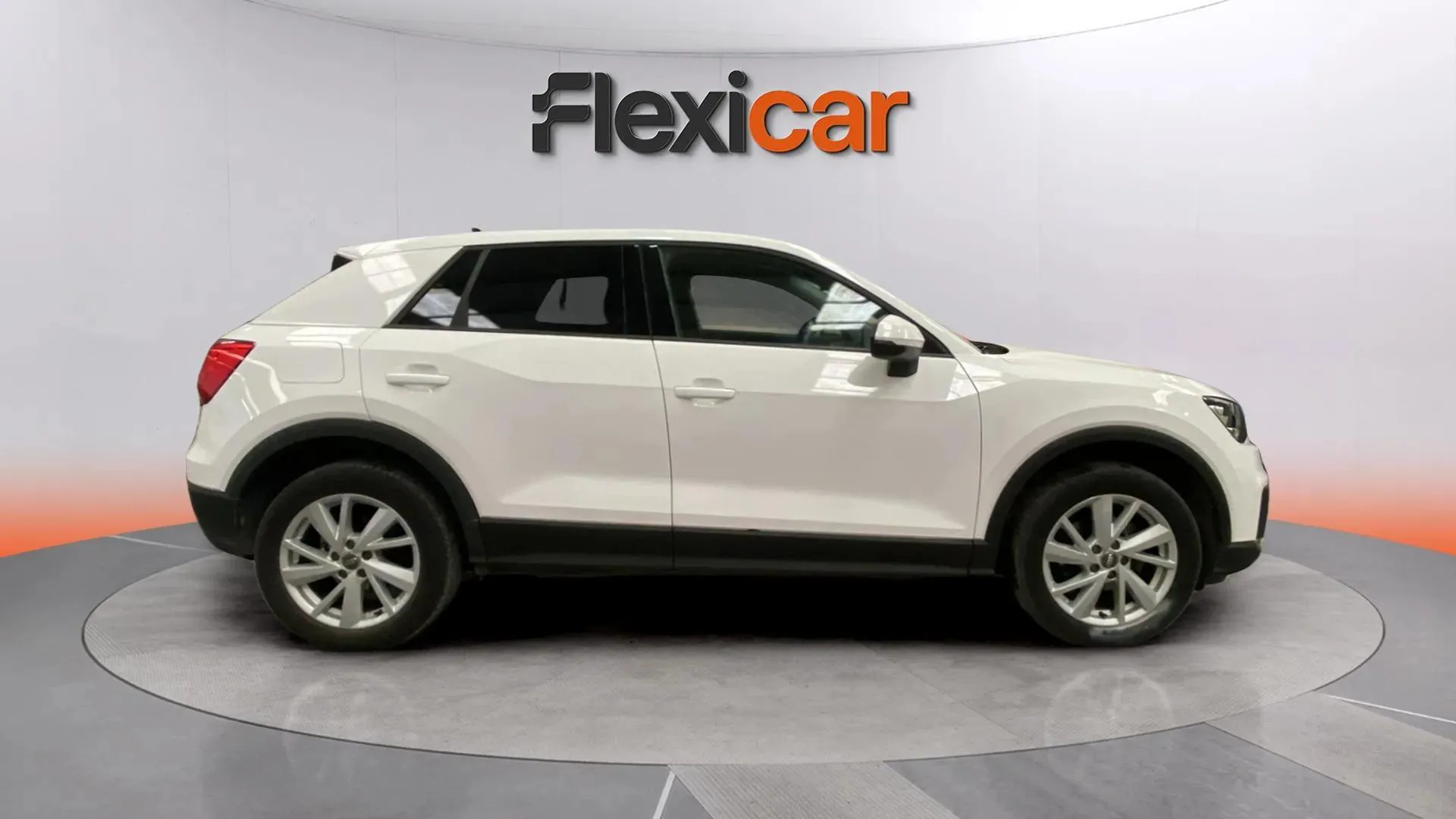 Audi Q2 Advanced 30 TDI S tronic - foto 8