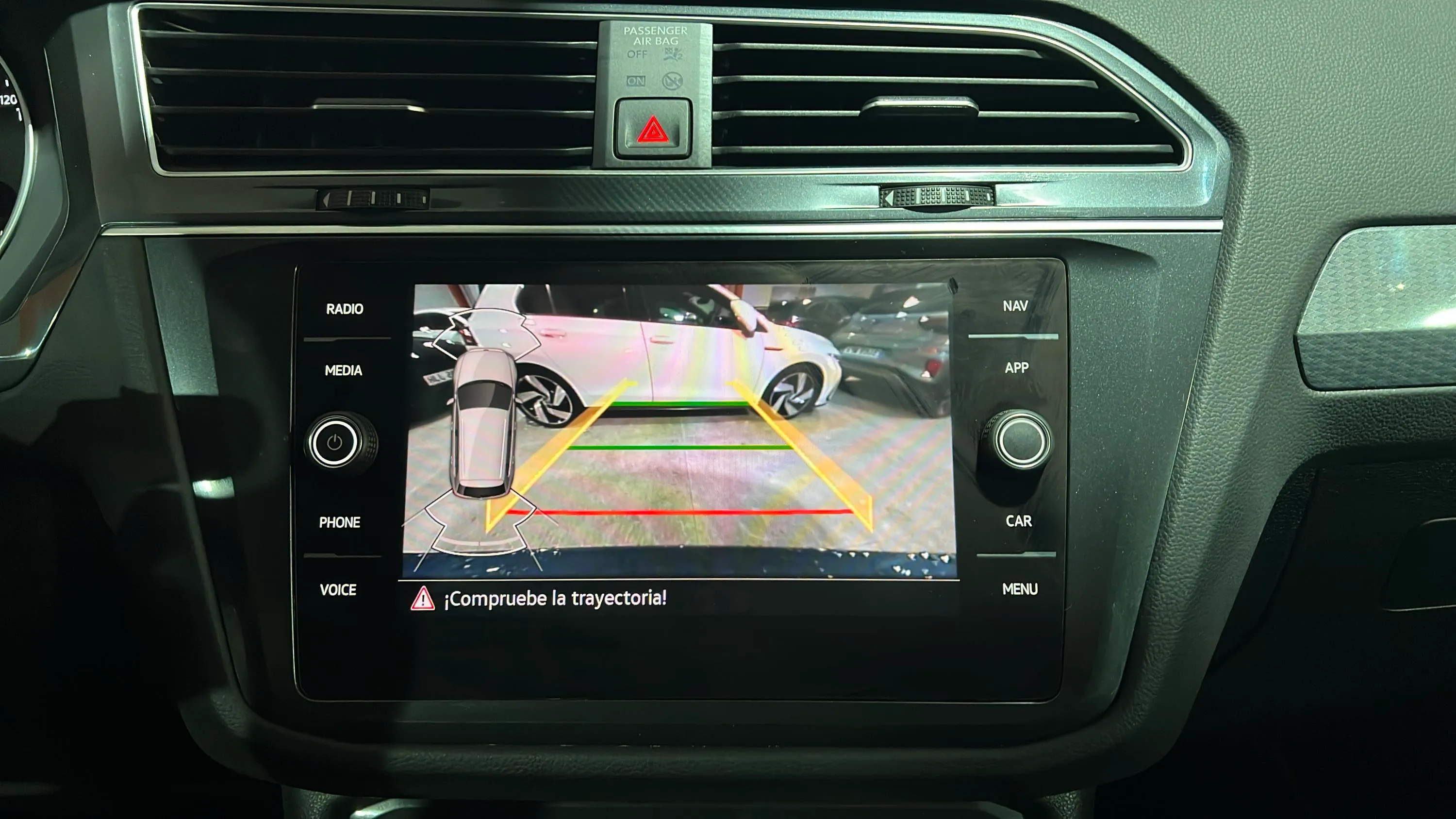 Volkswagen Tiguan Life 2.0 TDI - foto 18