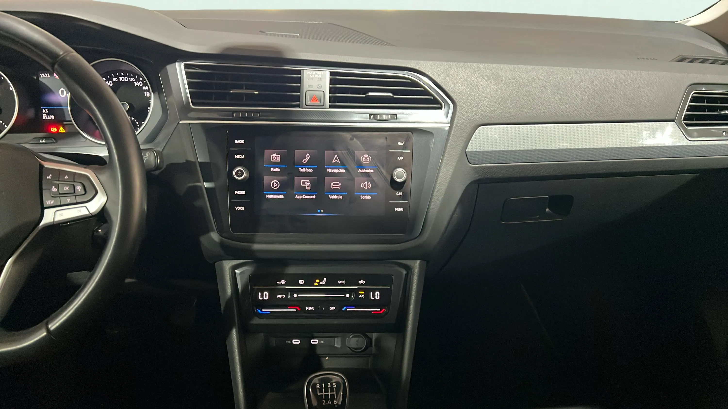 Volkswagen Tiguan Life 2.0 TDI - foto 9