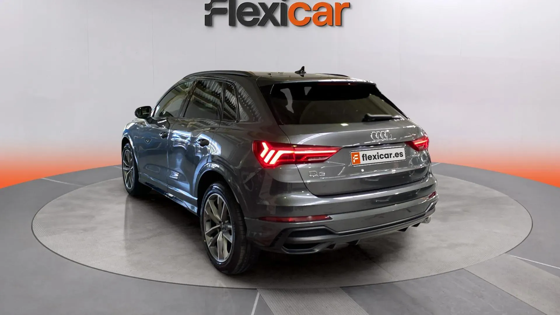 Audi Q3 S line 35 TDI quattro - foto 6