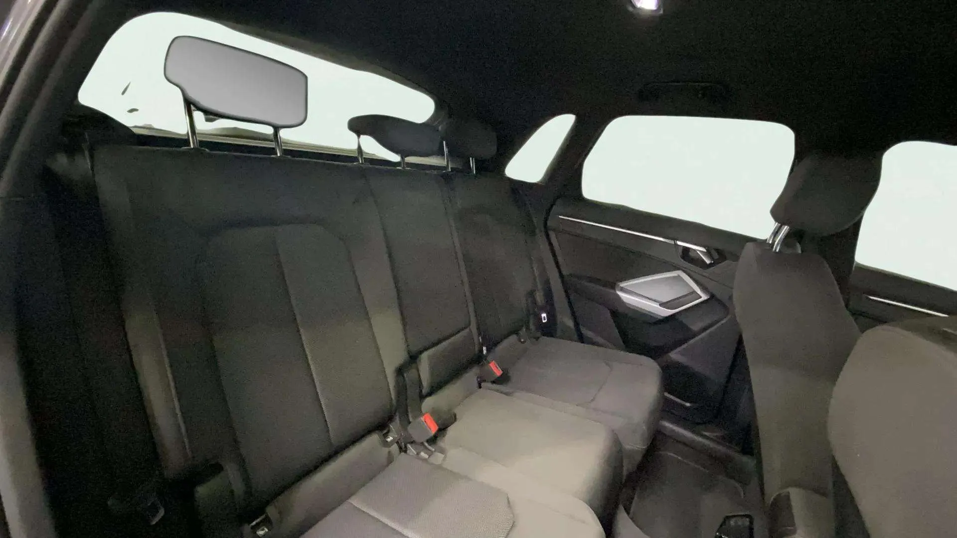 Audi Q3 S line 35 TDI quattro - foto 26