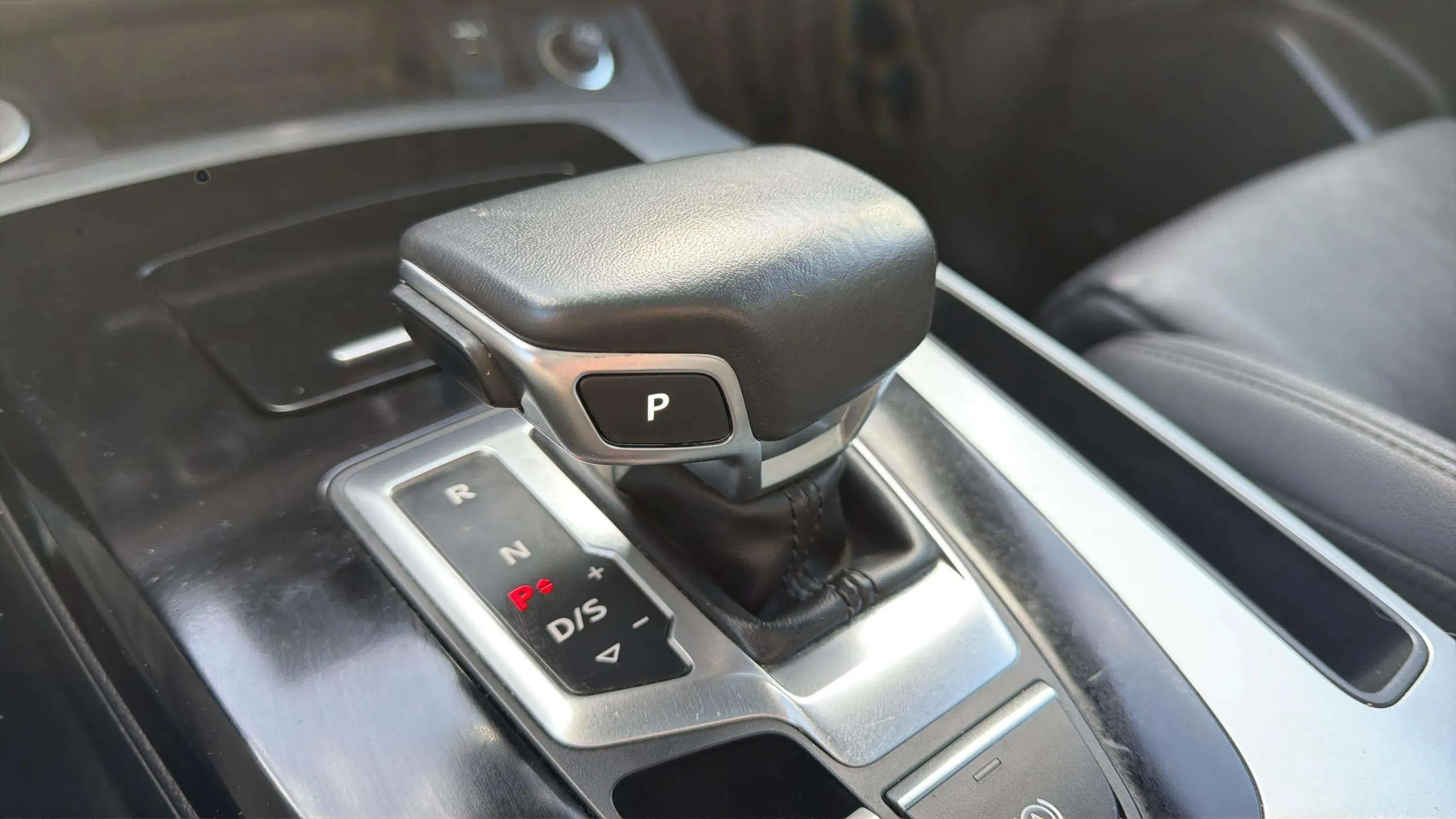 Audi Q5 S line 35 TDI S tronic - foto 23