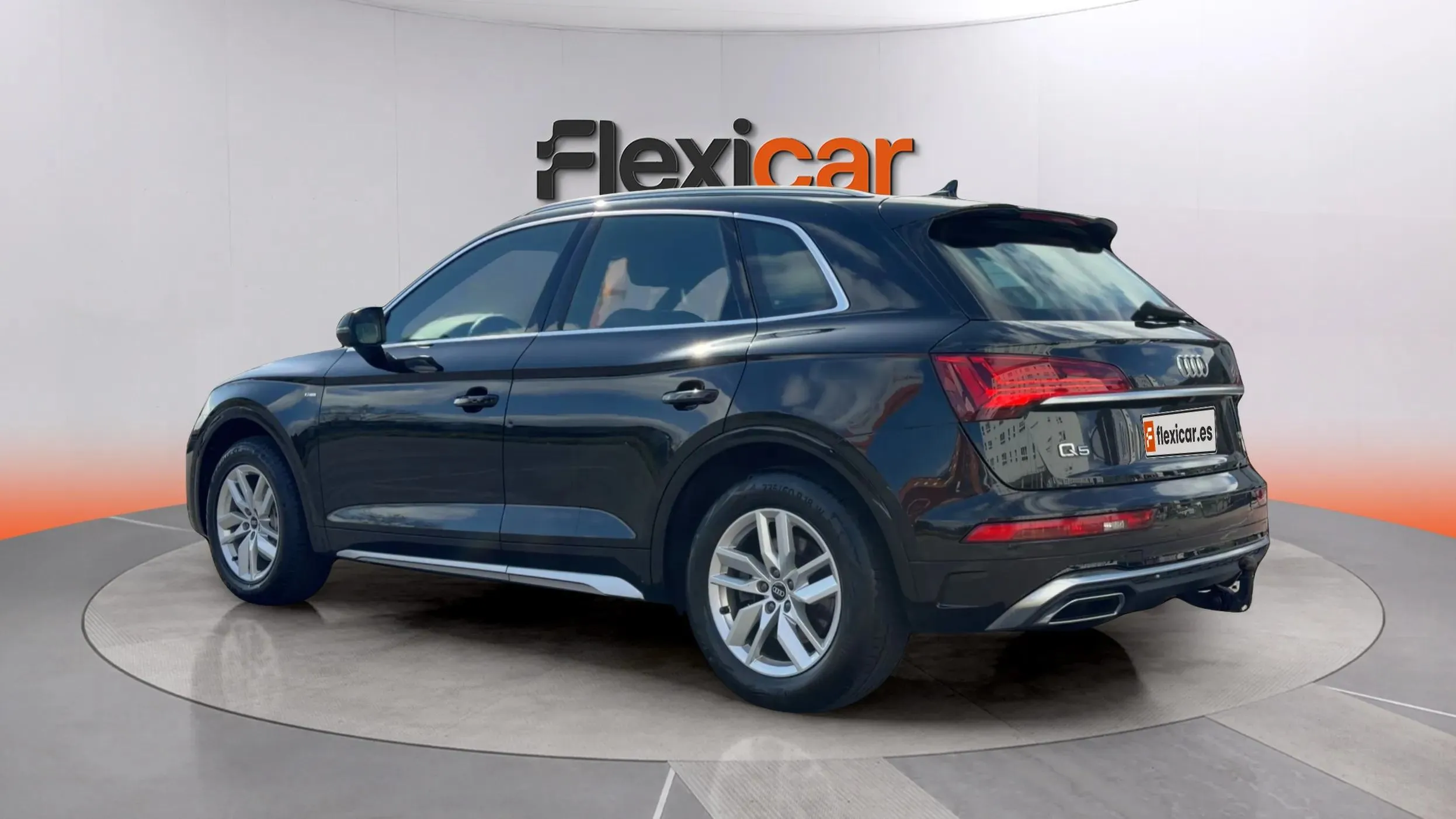 Audi Q5 S line 35 TDI S tronic - foto 5