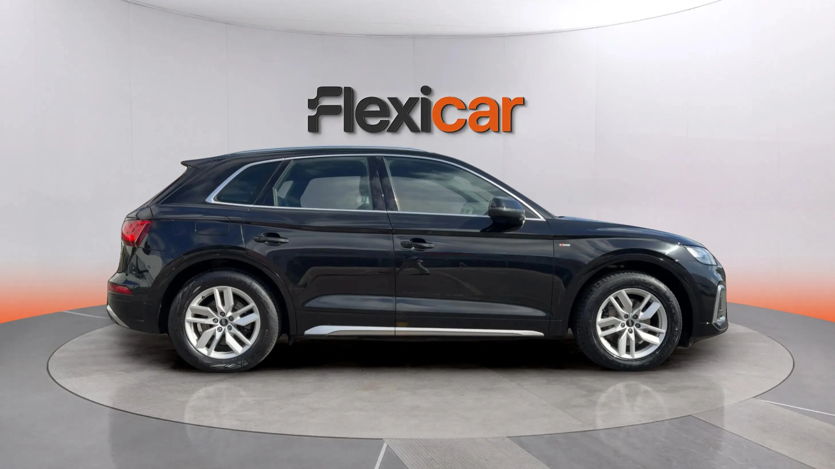 Audi Q5 S line 35 TDI S tronic - foto 2