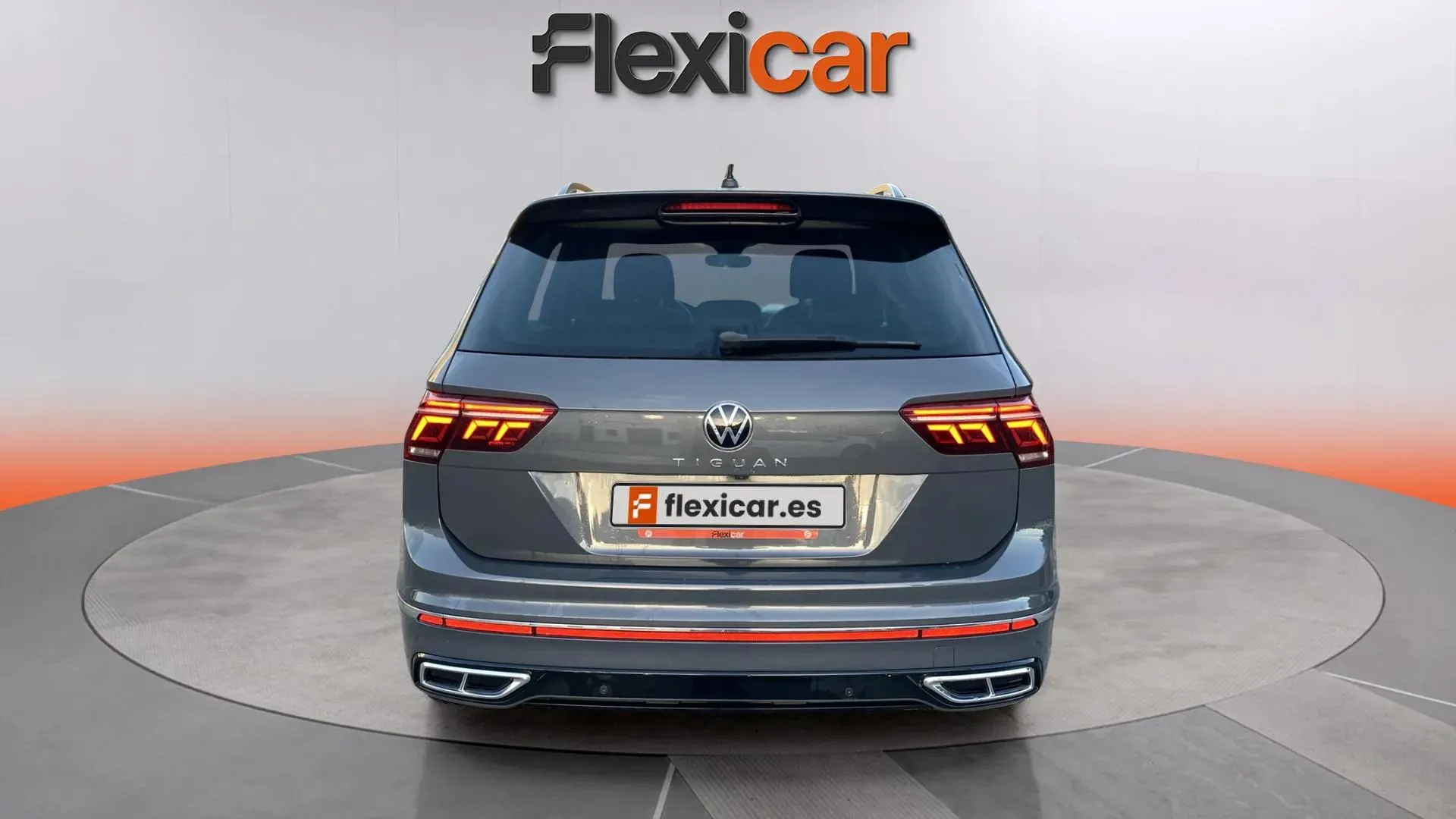 Volkswagen Tiguan R-Line 2.0 TDI DSG - foto 5
