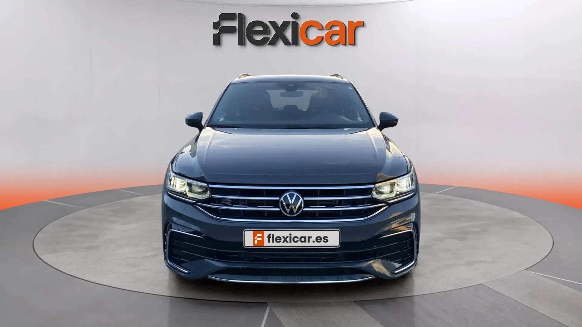 Volkswagen Tiguan R-Line 2.0 TDI DSG - foto 8