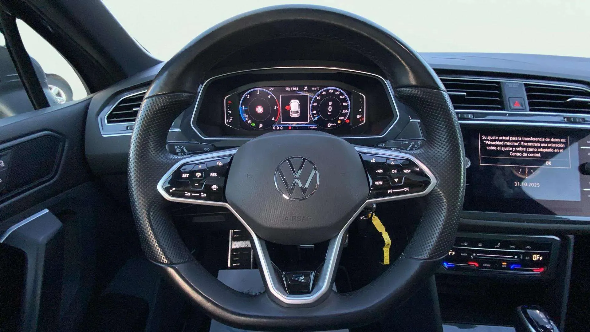 Volkswagen Tiguan R-Line 2.0 TDI DSG - foto 11