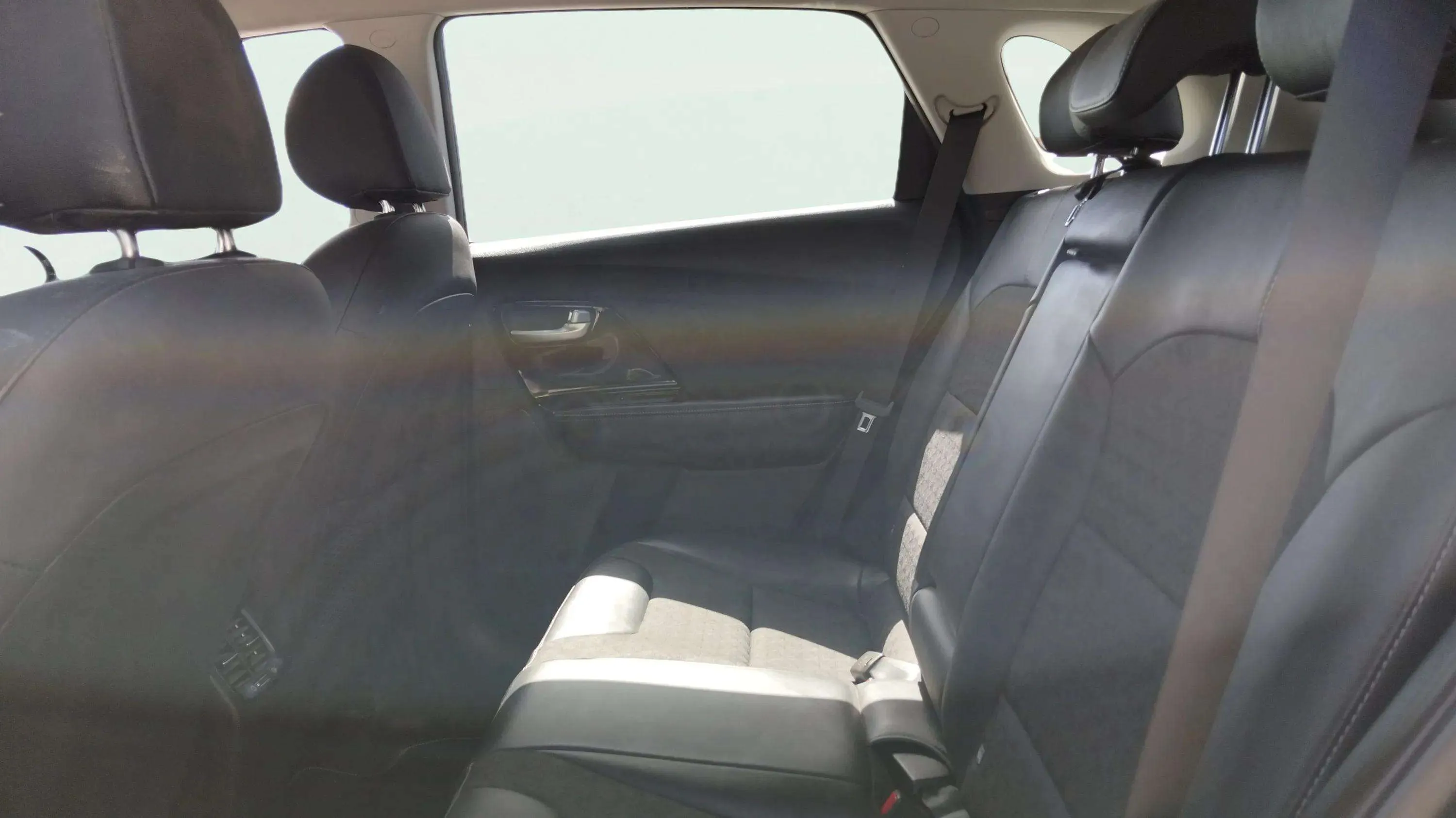 Kia Niro 1.6 GDi HEV Drive - foto 8