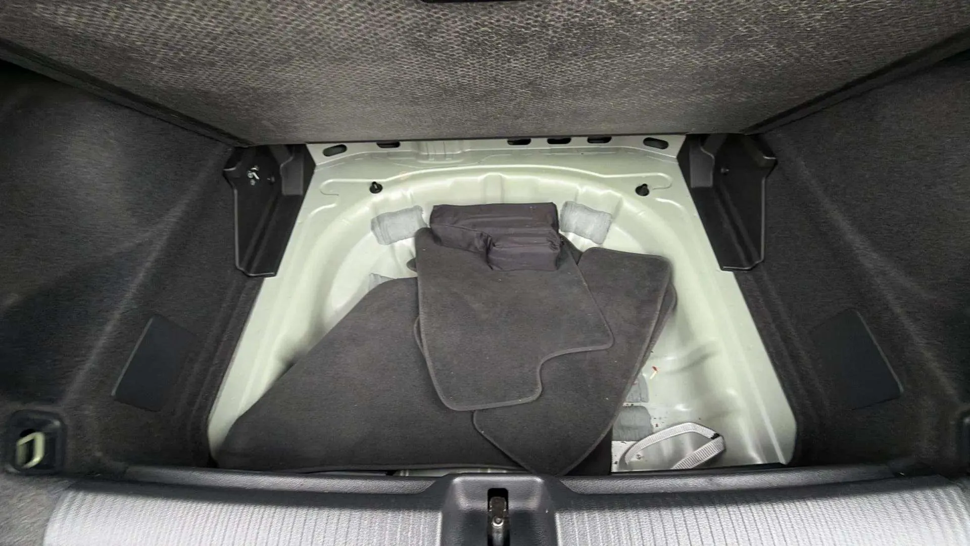 Audi Q2 30 TDI S tronic - foto 29