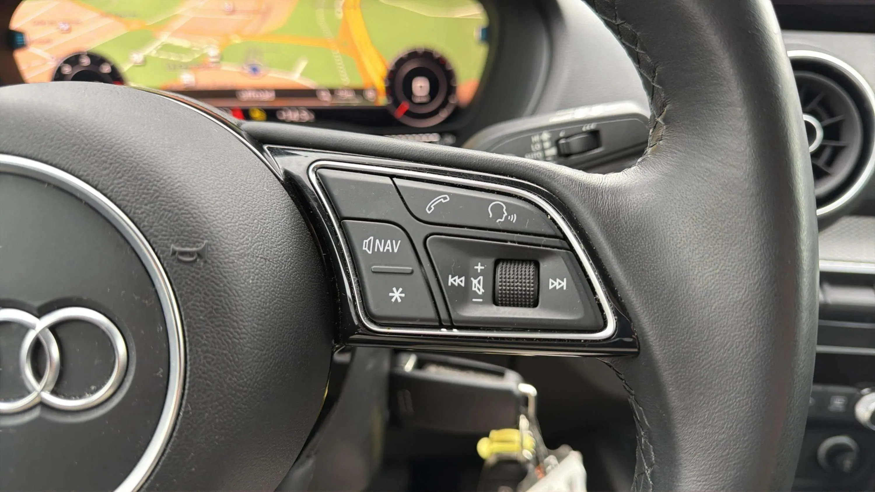 Audi Q2 30 TDI S tronic - foto 18
