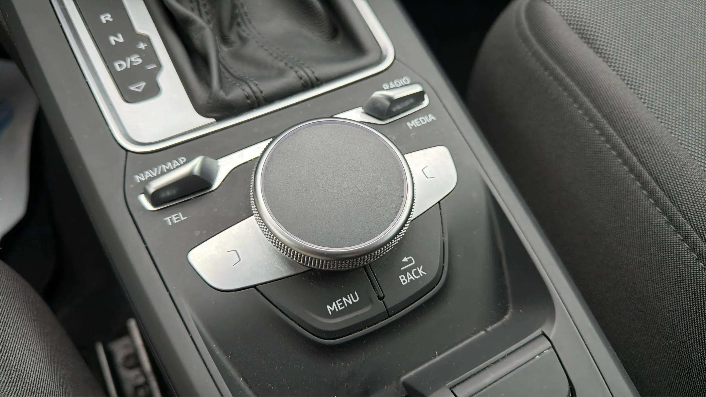 Audi Q2 30 TDI S tronic - foto 26
