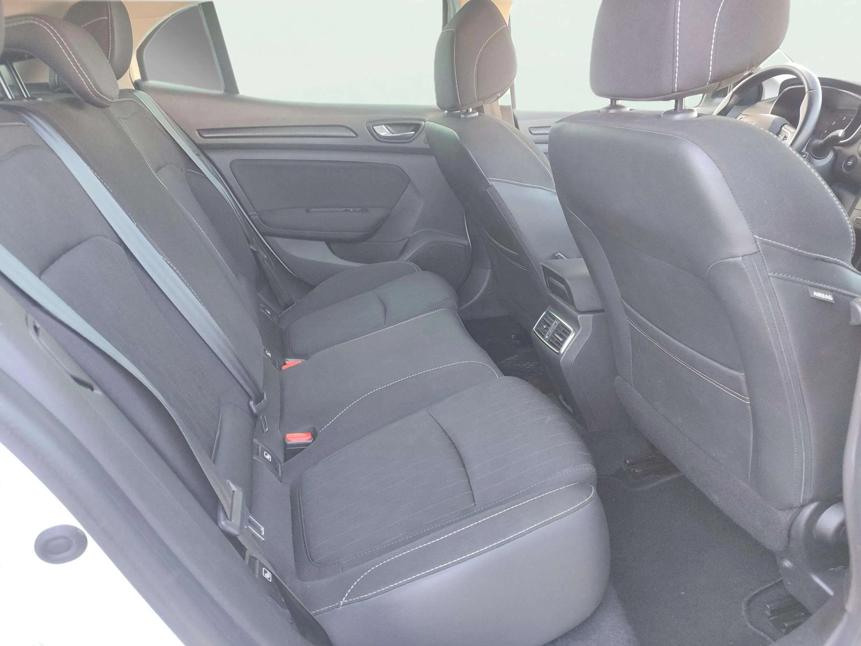 Renault Mégane Limited TCe GPF -SS - foto 11