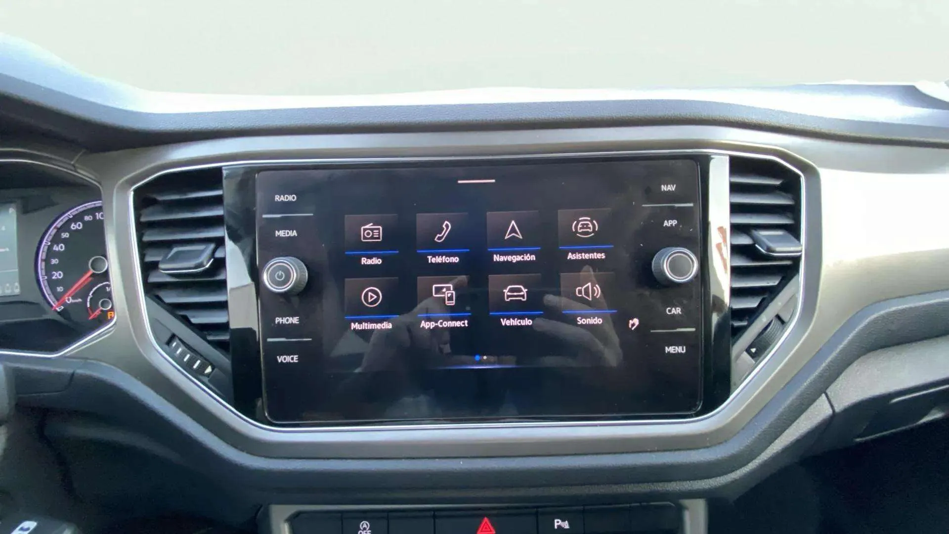 Volkswagen T-Roc Advance 1.5 TSI DSG - foto 10