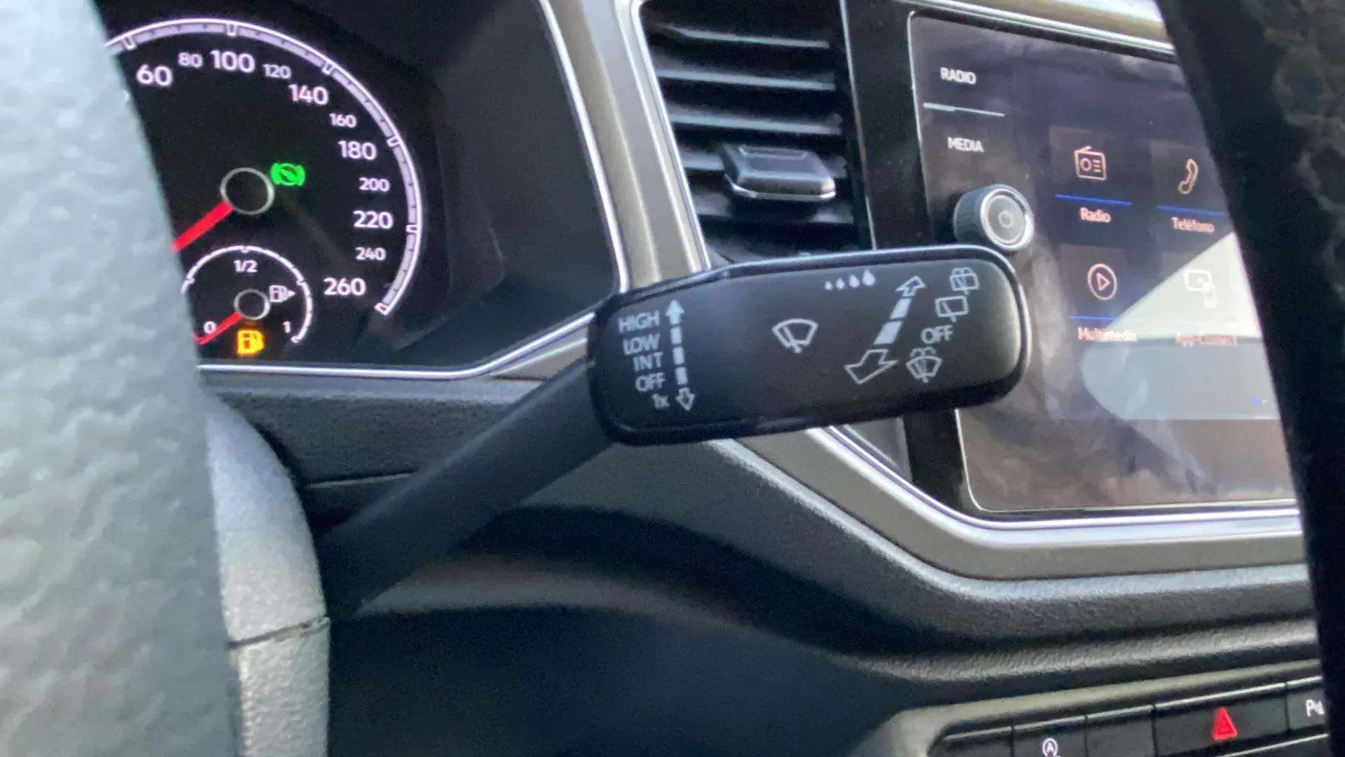 Volkswagen T-Roc Advance 1.5 TSI DSG - foto 21