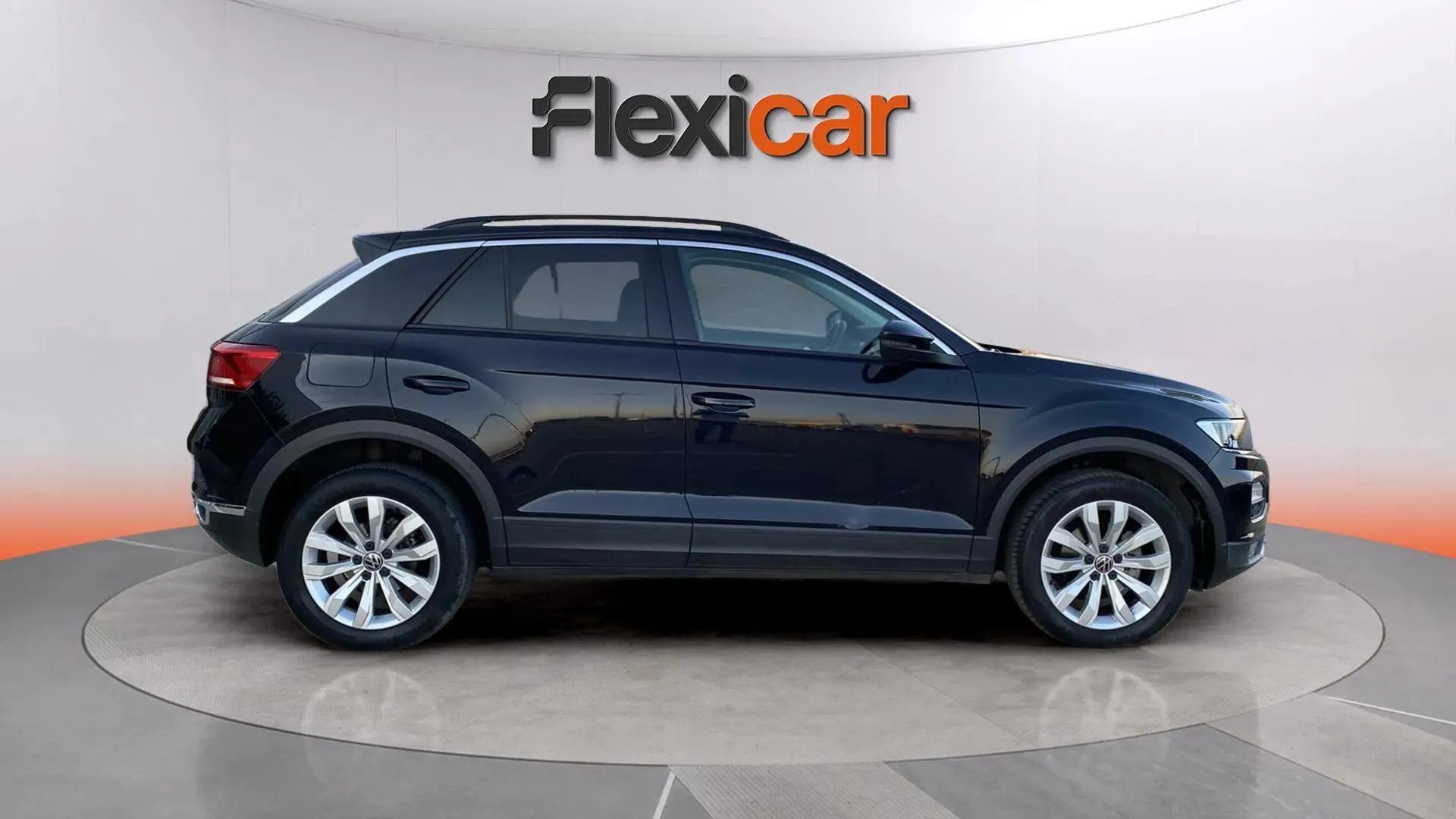 Volkswagen T-Roc Advance 1.5 TSI DSG - foto 8
