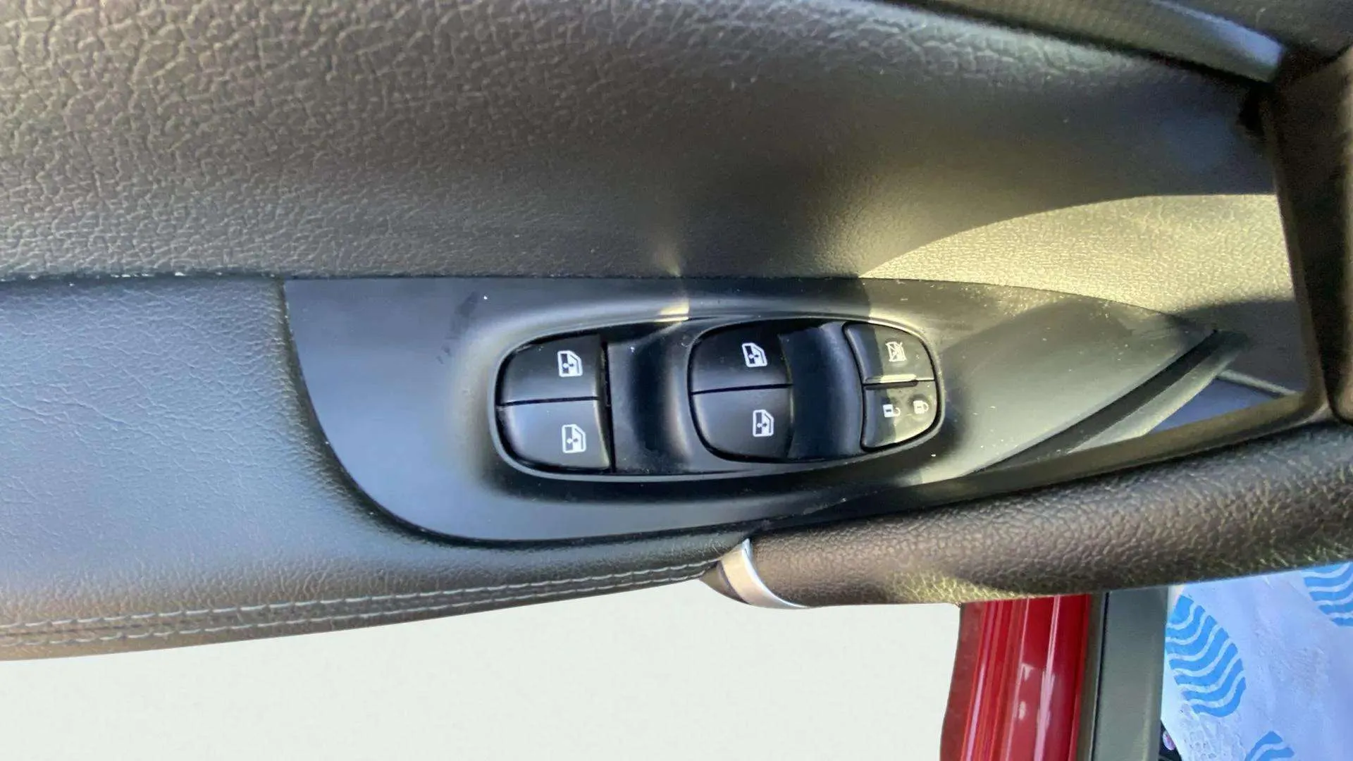 Nissan Qashqai DIG-T Xtronic Tekna - foto 18
