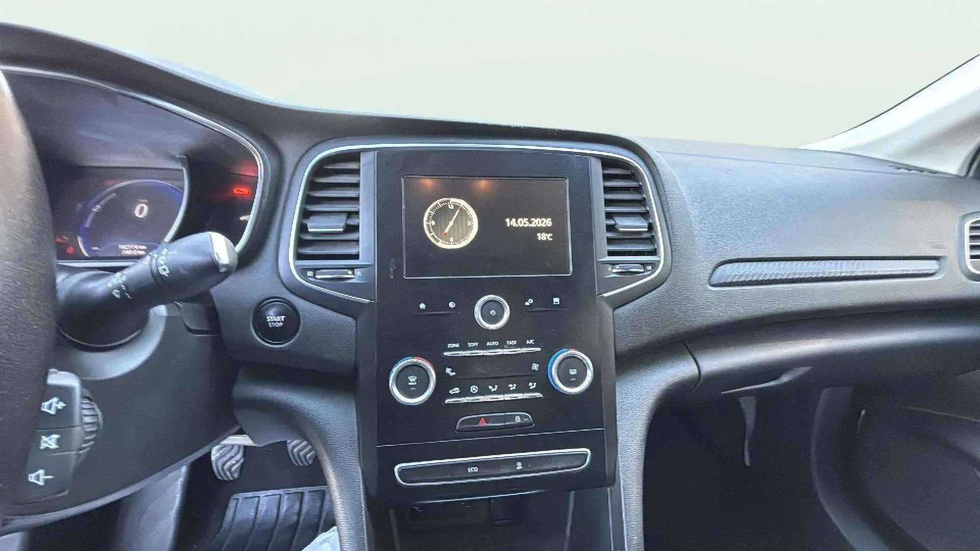 Renault Mégane Limited TCe GPF - foto 16