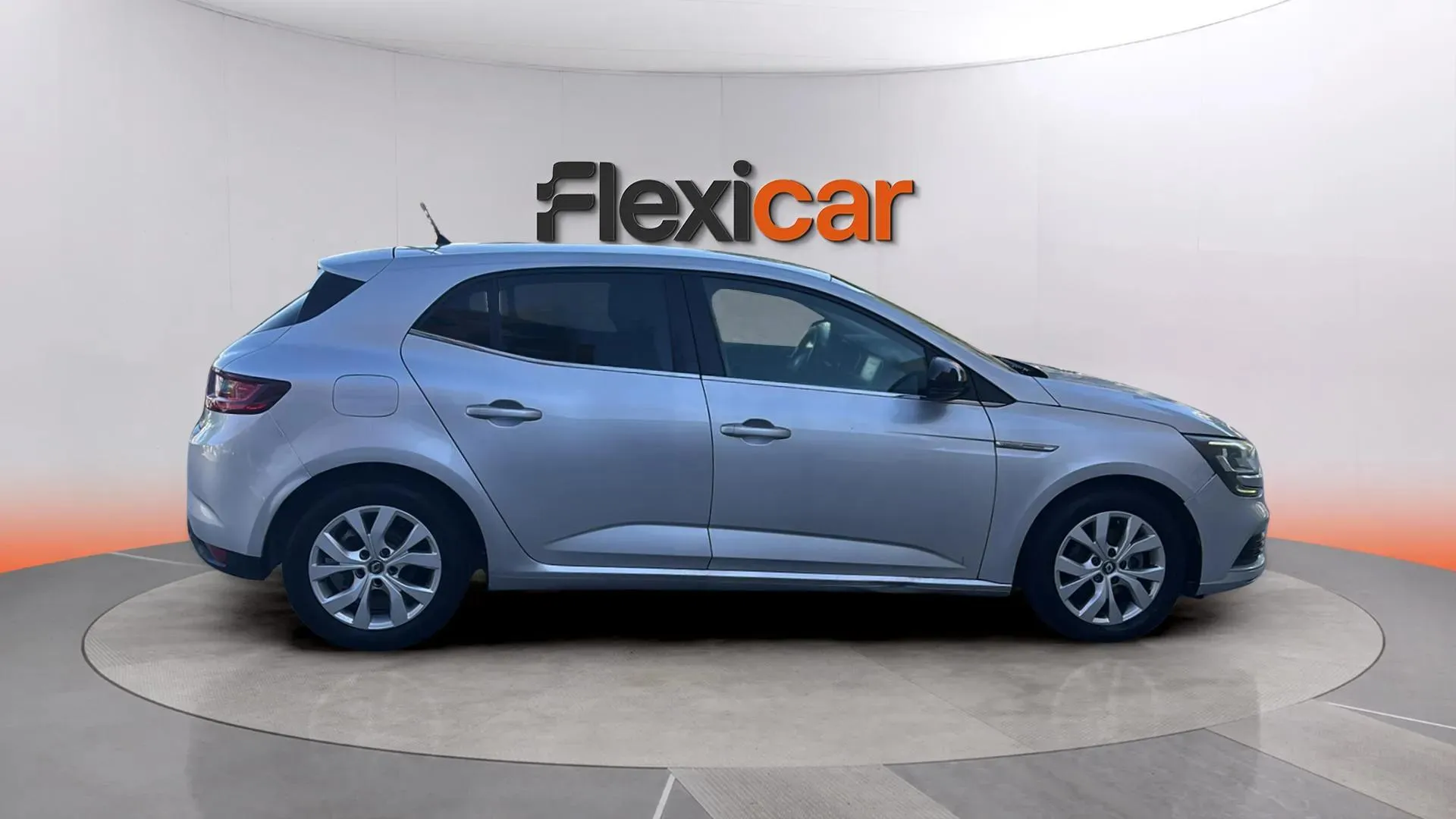 Renault Mégane Limited TCe GPF - foto 8