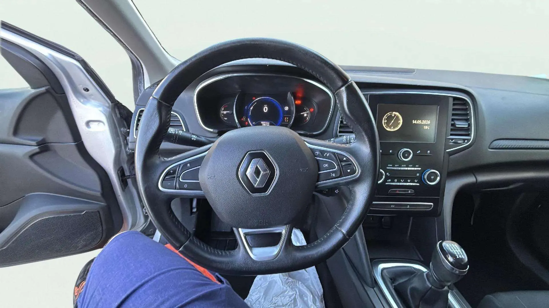 Renault Mégane Limited TCe GPF - foto 17