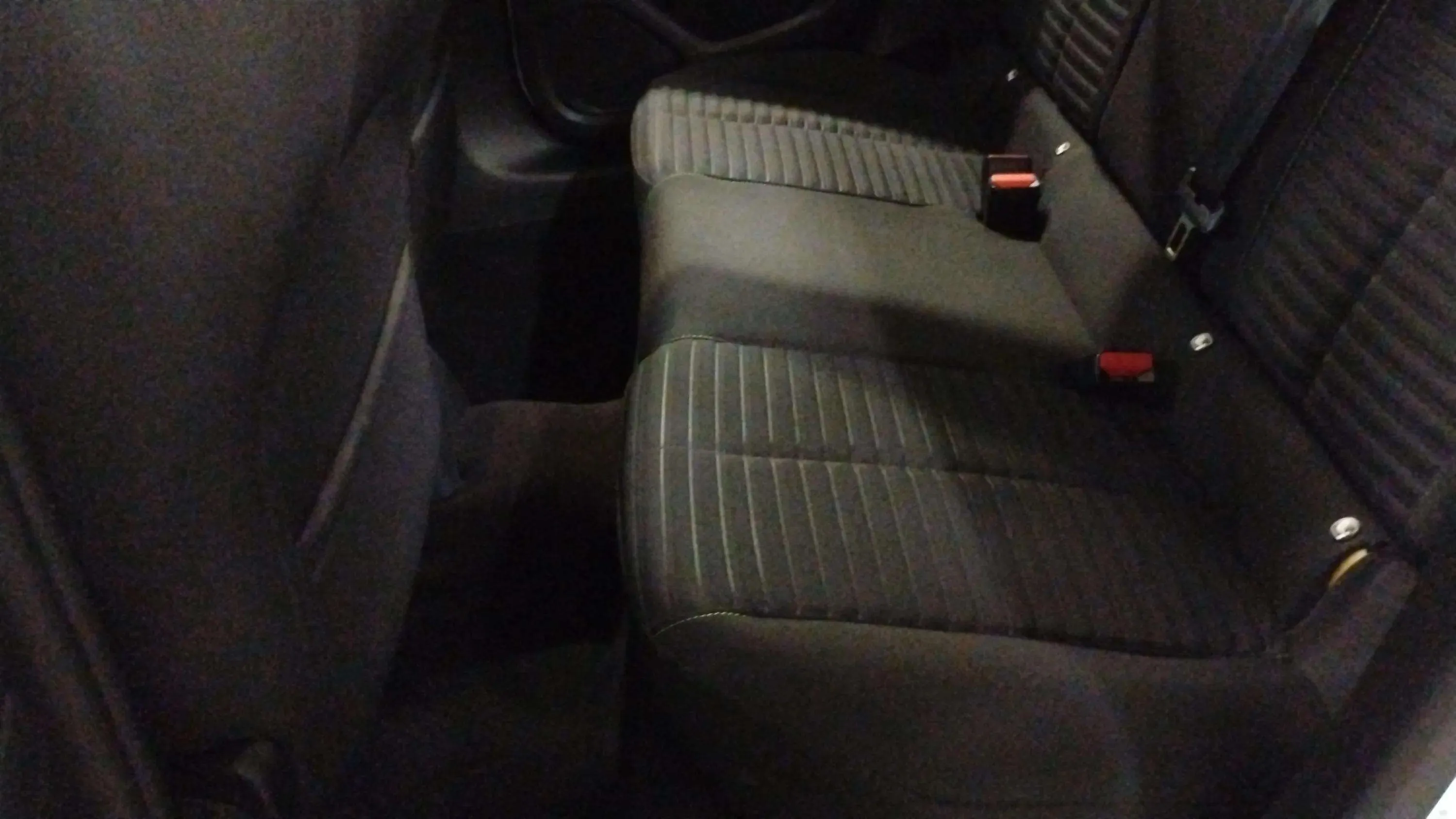 Peugeot 208 Active PureTech 100 - foto 15