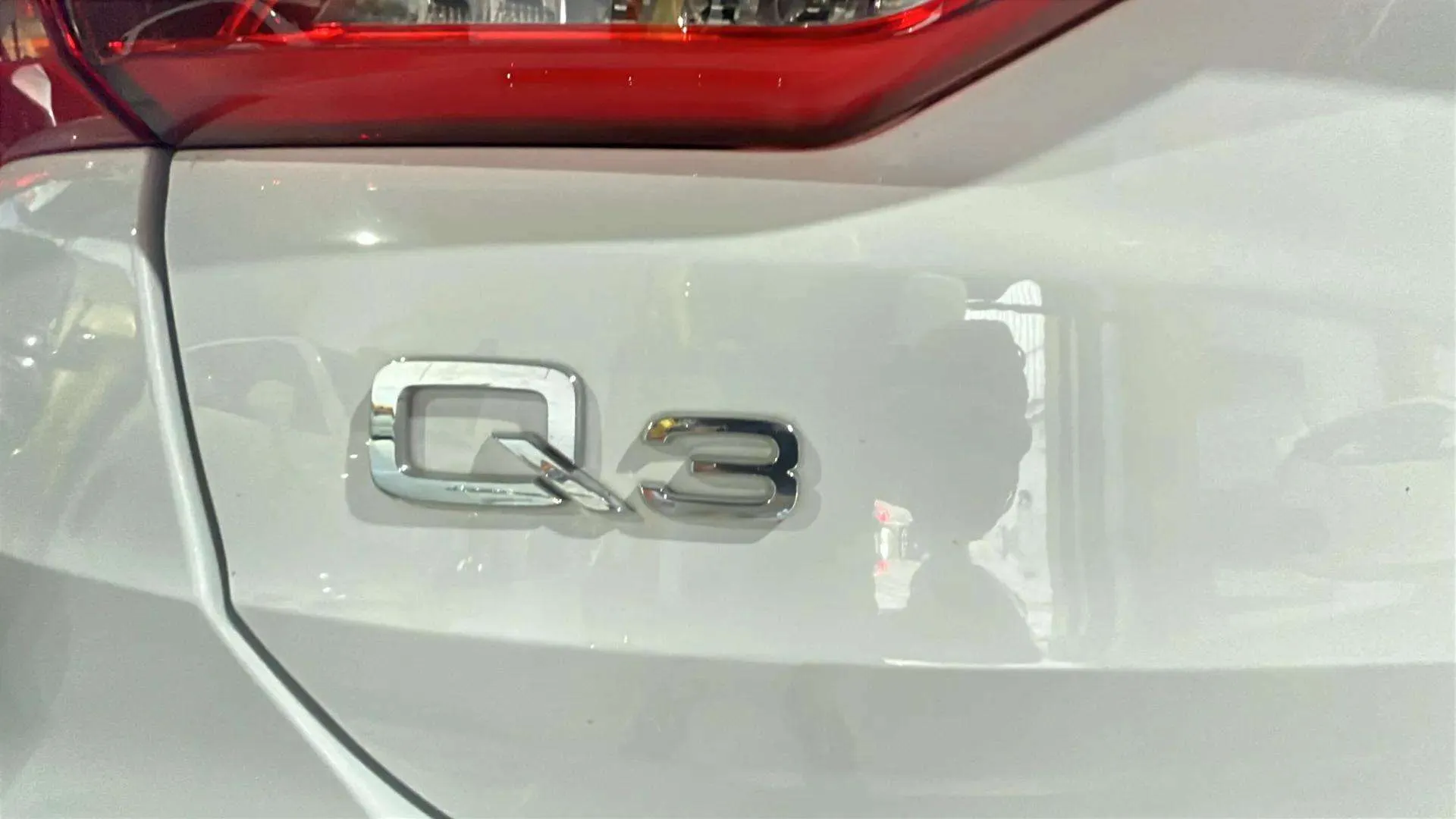 Audi Q3 40 TDI S tronic quattro S Line - foto 9