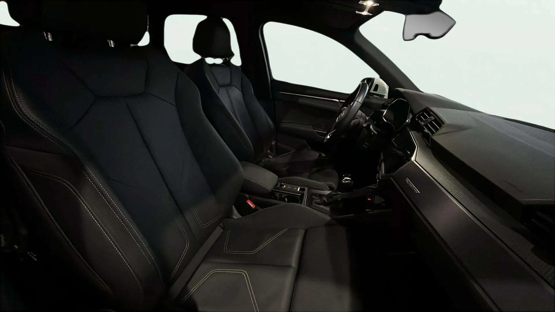 Audi Q3 40 TDI S tronic quattro S Line - foto 15