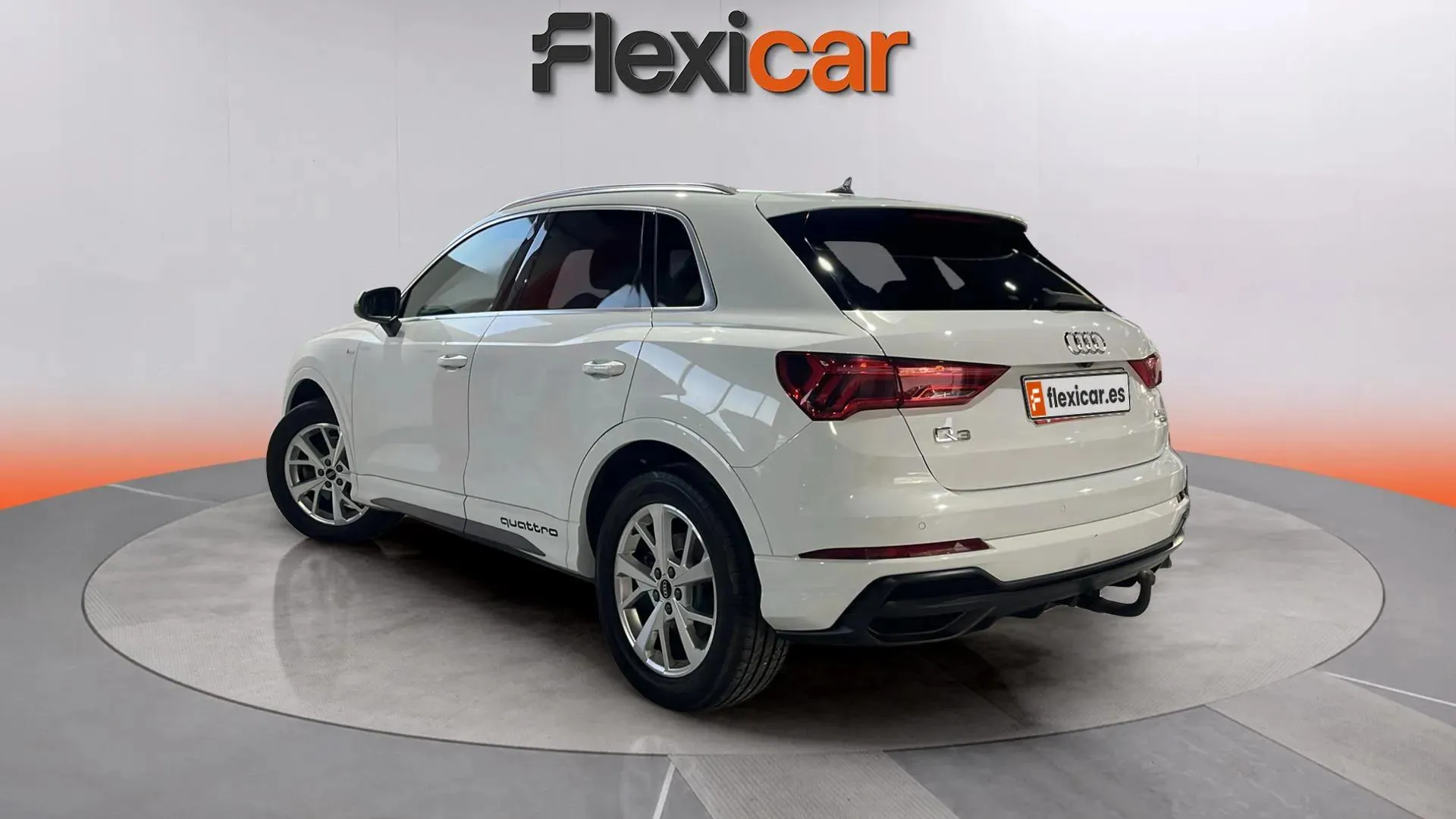 Audi Q3 40 TDI S tronic quattro S Line - foto 5