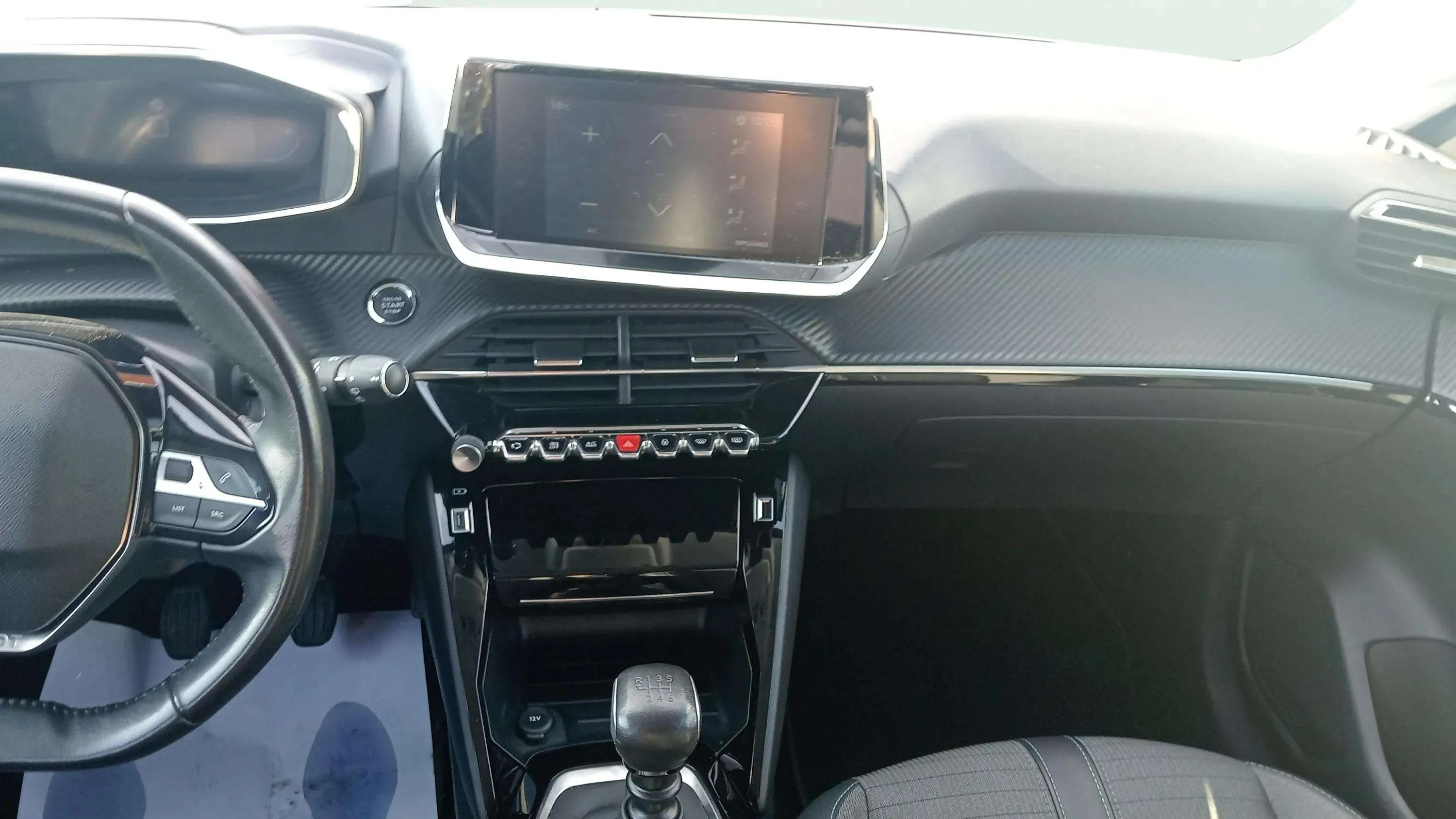 Peugeot 208 PureTech Allure - foto 17