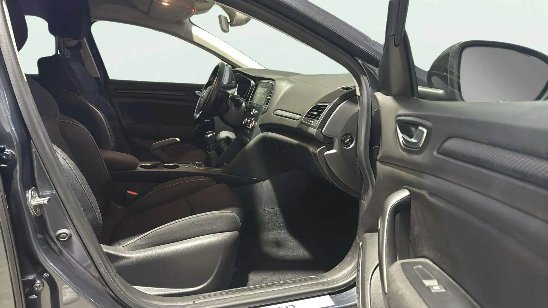 Renault Mégane Business TCe GPF -SS - foto 19