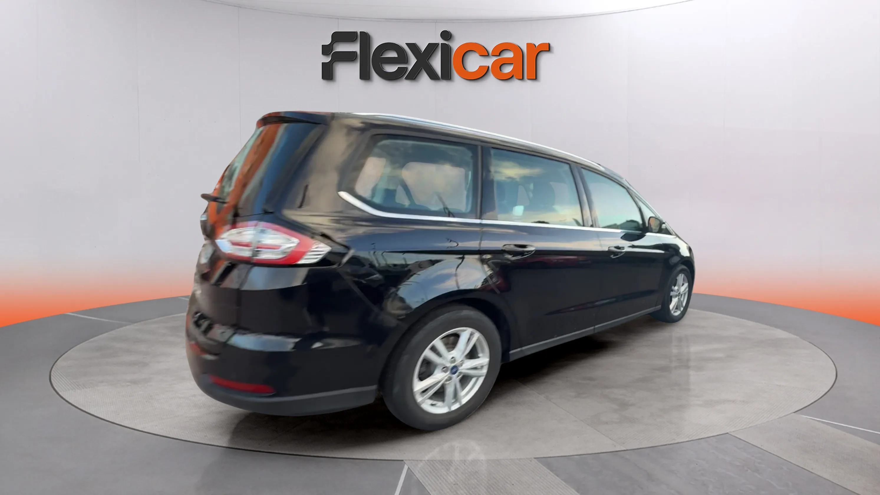 Ford Galaxy 2.0 TDCi Titanium - foto 7