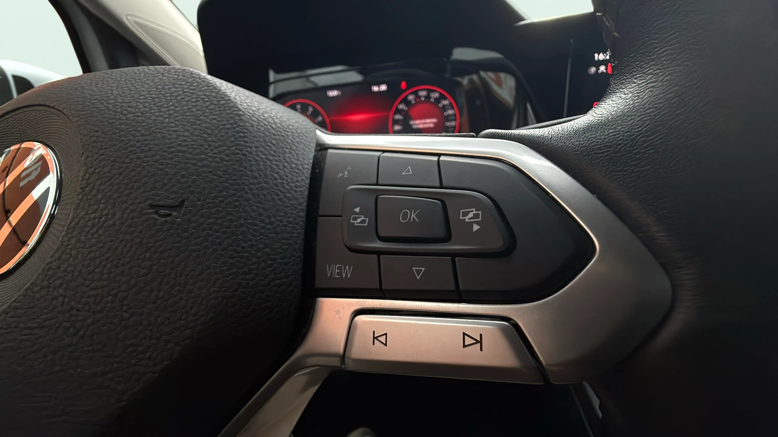 Volkswagen Golf 1.0 TSI - foto 23