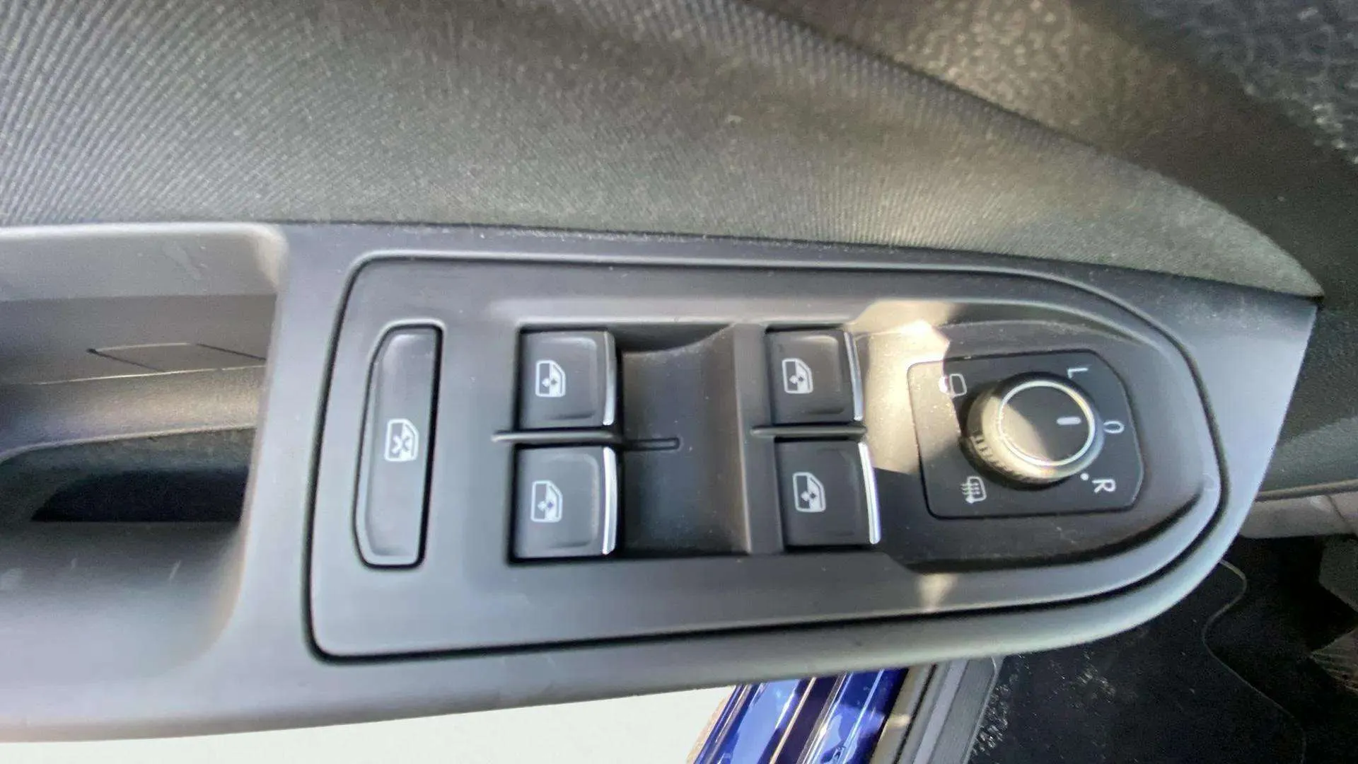 Volkswagen Golf Life 2.0 TDI DSG - foto 22