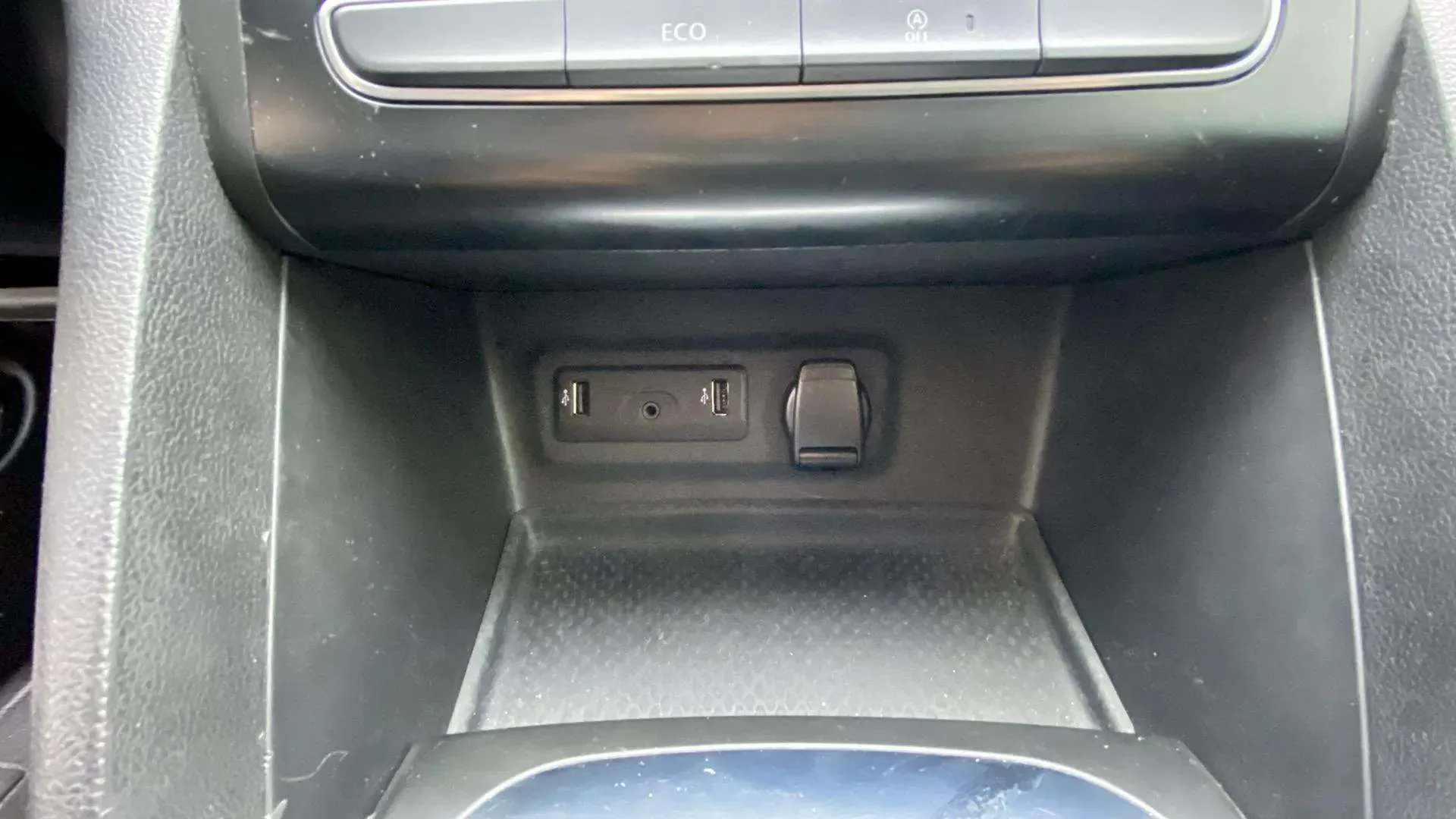 Renault Mégane Limited TCe GPF - foto 16