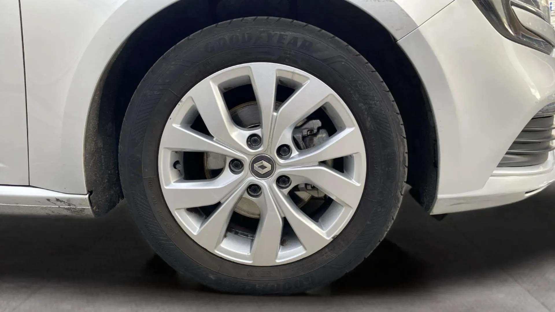 Renault Mégane Limited TCe GPF - foto 9