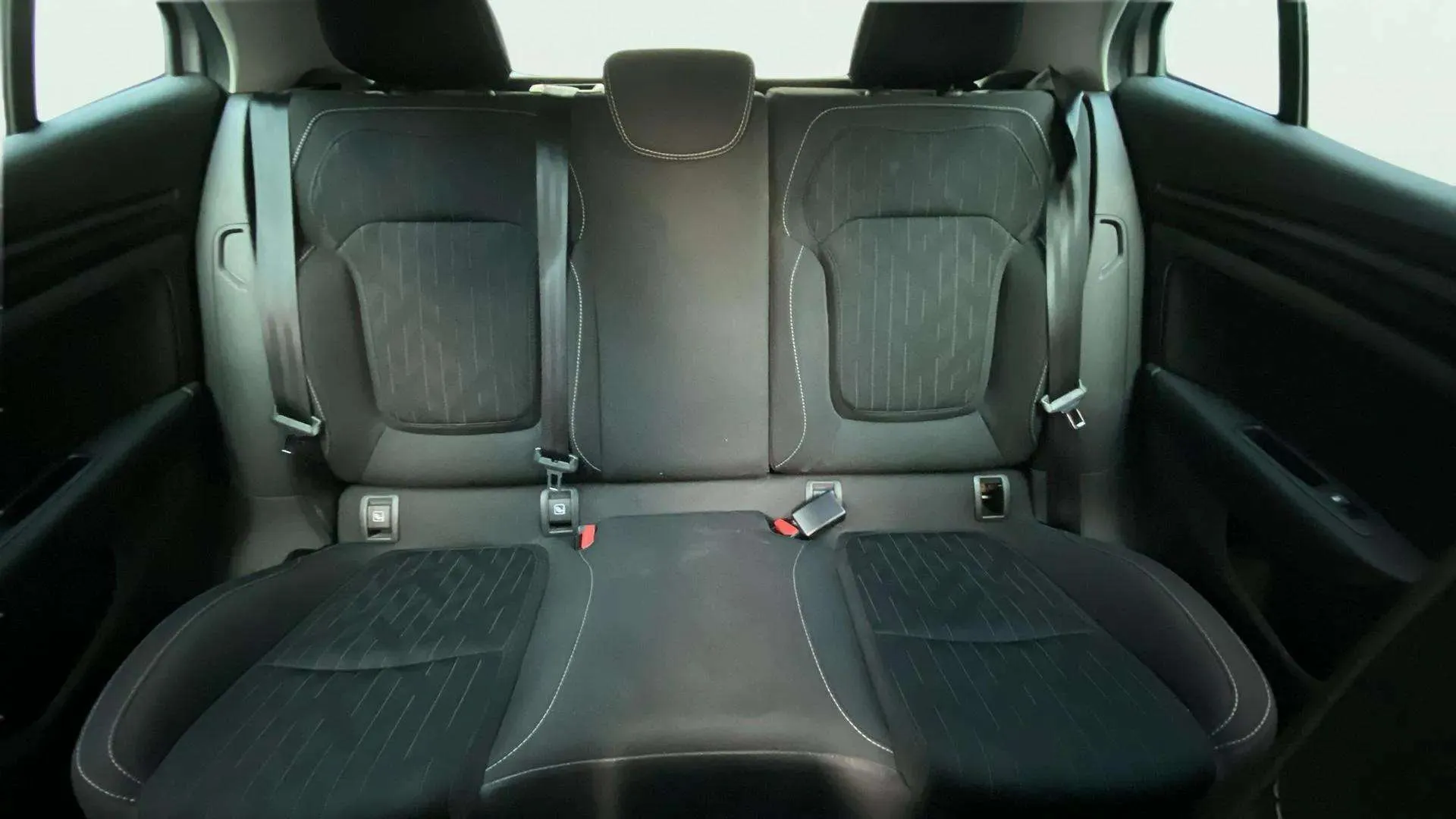 Renault Mégane Limited TCe GPF - foto 19
