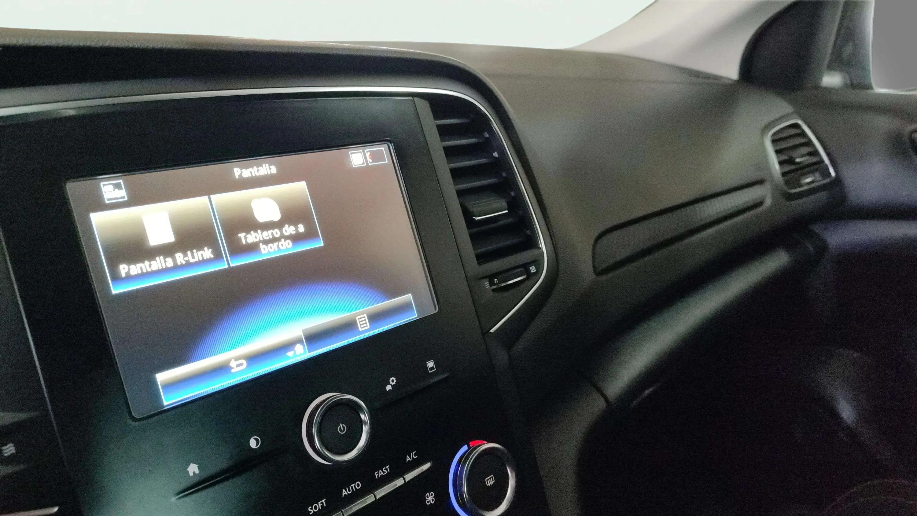 Renault Mégane Limited TCe GPF - foto 13