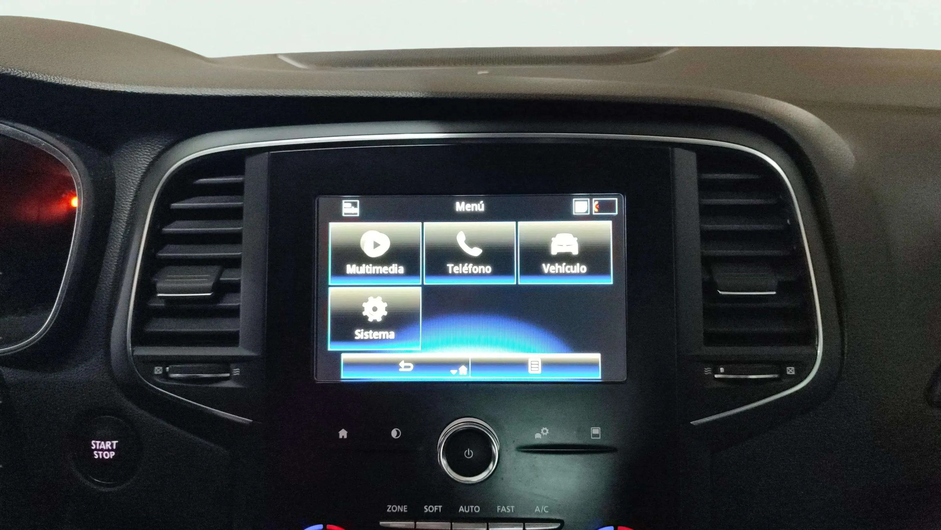 Renault Mégane Limited TCe GPF - foto 11