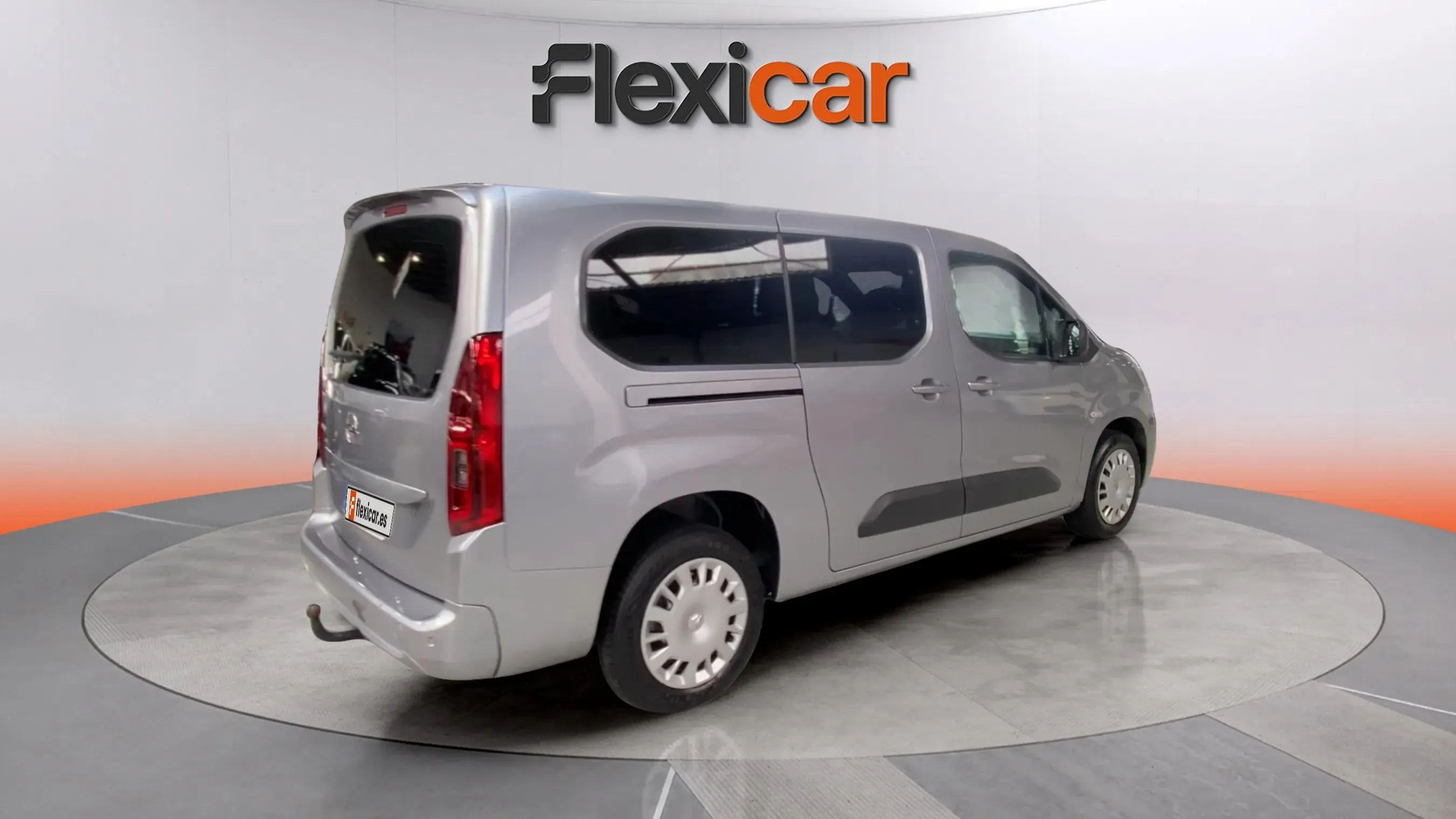 Opel Combo 1.5 TD Ed. Plus XL 7Pla - foto 7