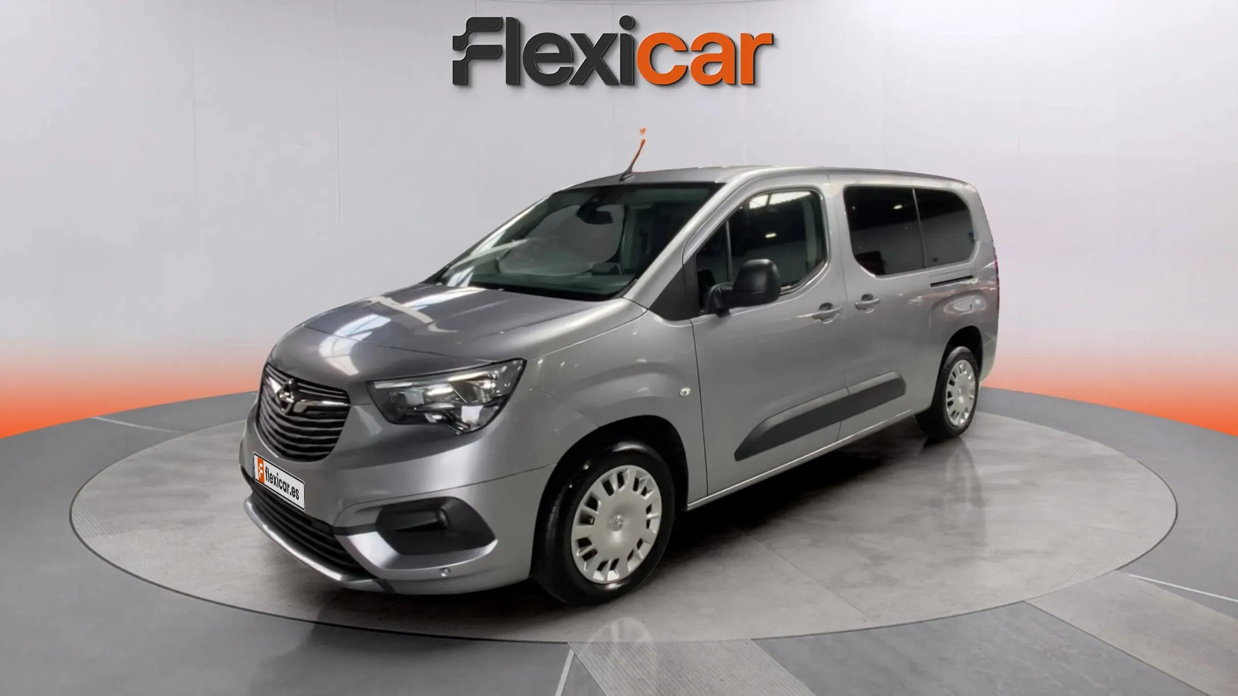 Opel Combo 1.5 TD Ed. Plus XL 7Pla - foto 3