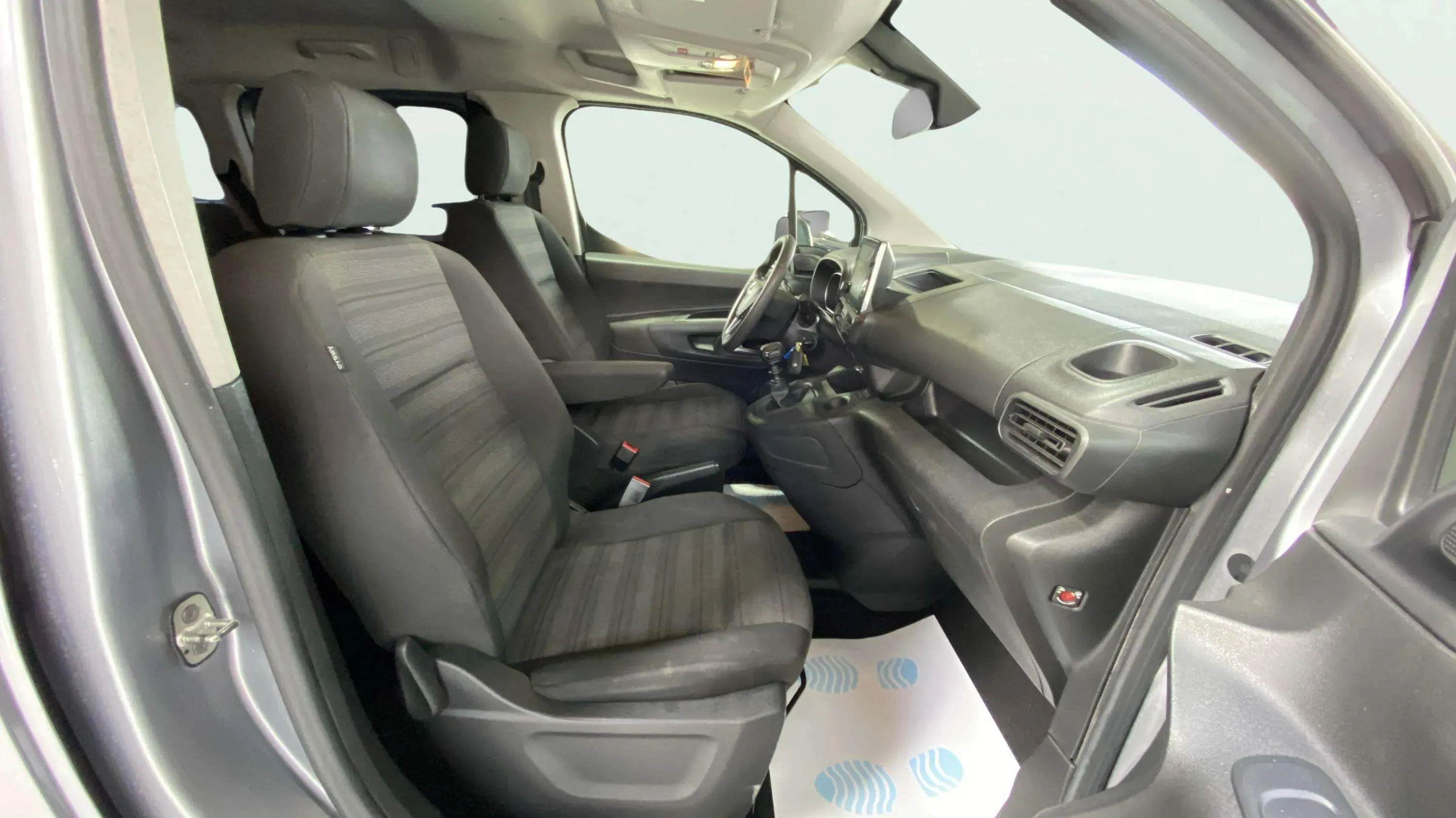 Opel Combo 1.5 TD Ed. Plus XL 7Pla - foto 15