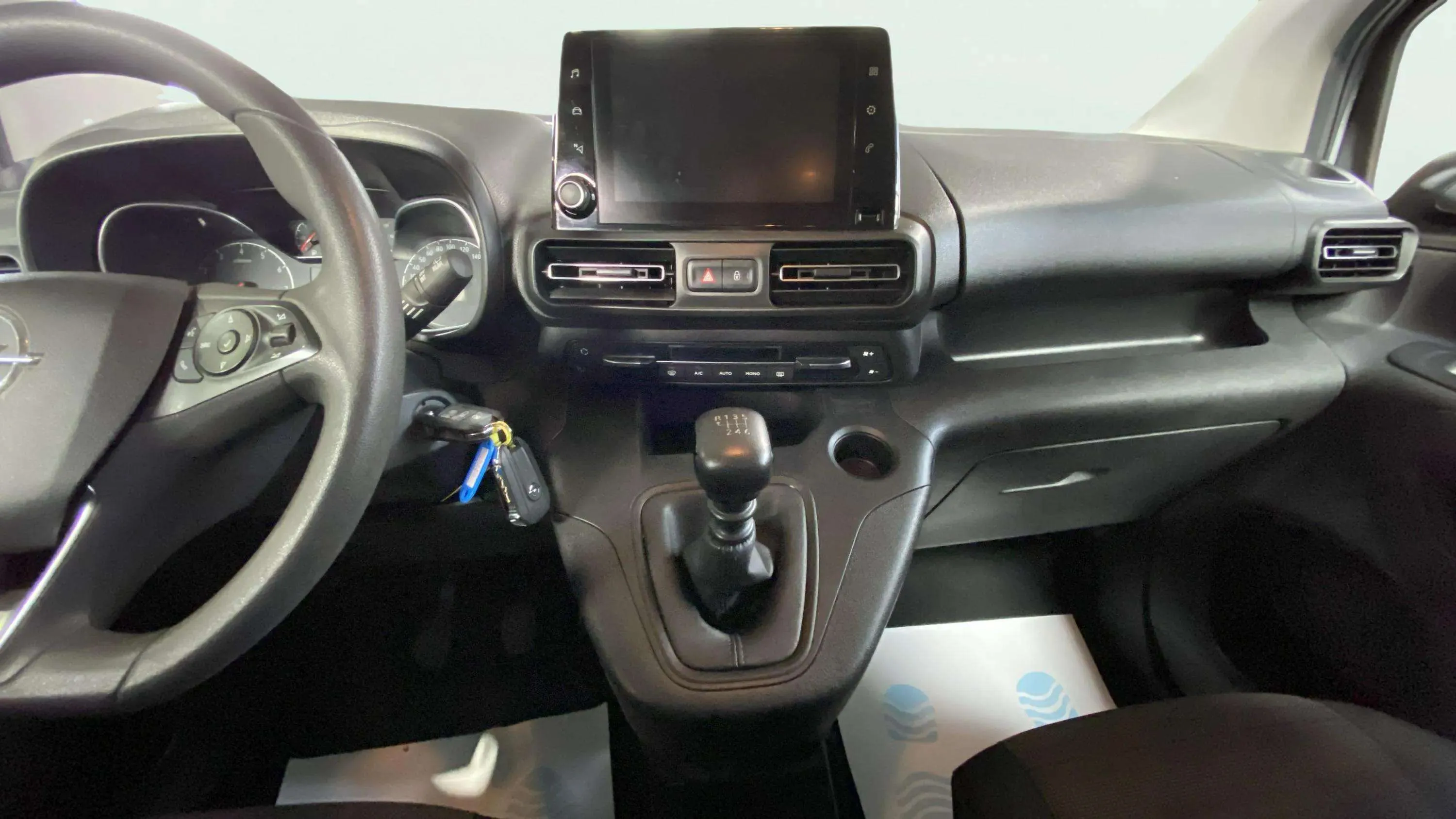 Opel Combo 1.5 TD Ed. Plus XL 7Pla - foto 11
