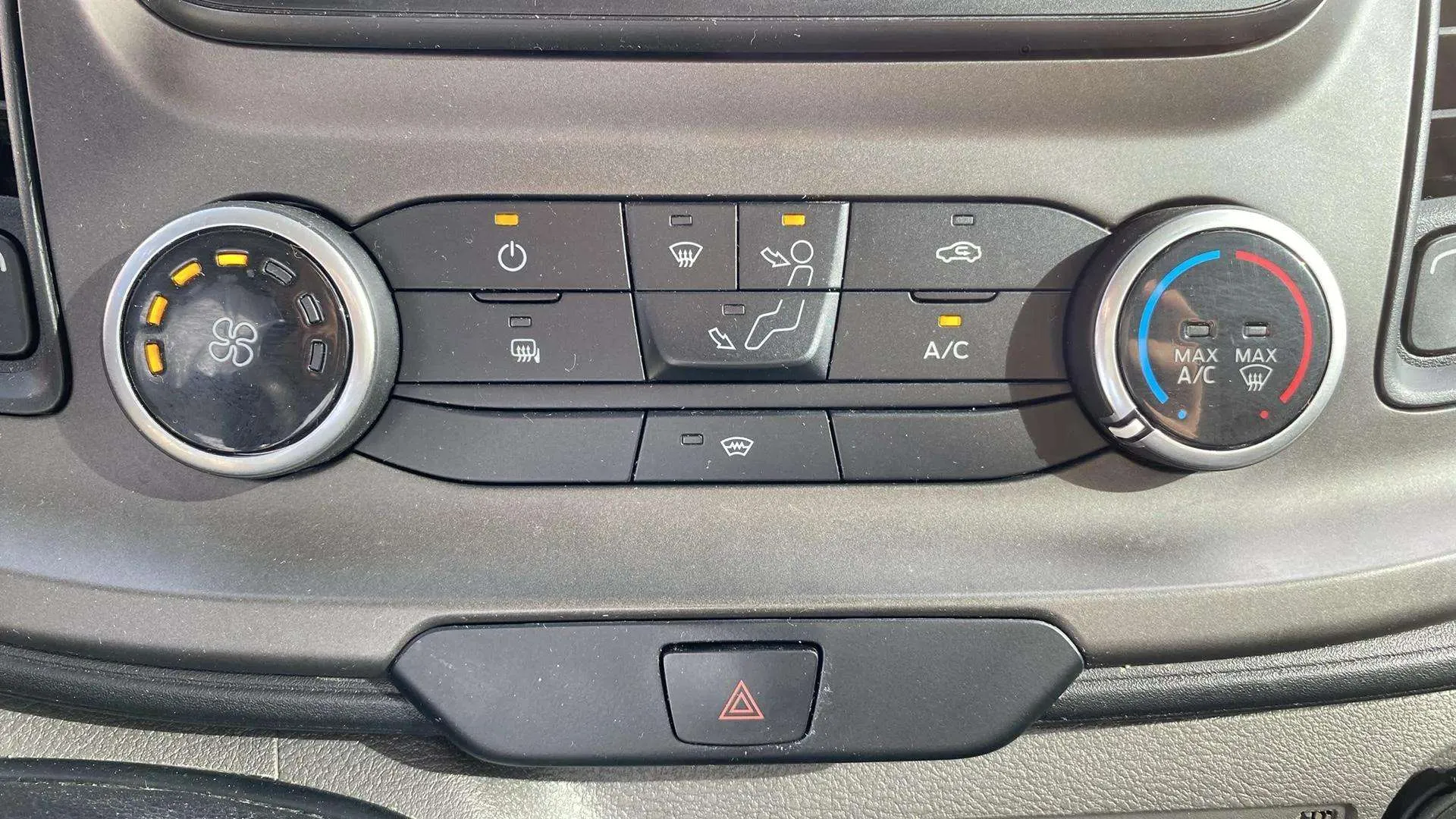 Ford Transit 2.0 - foto 16