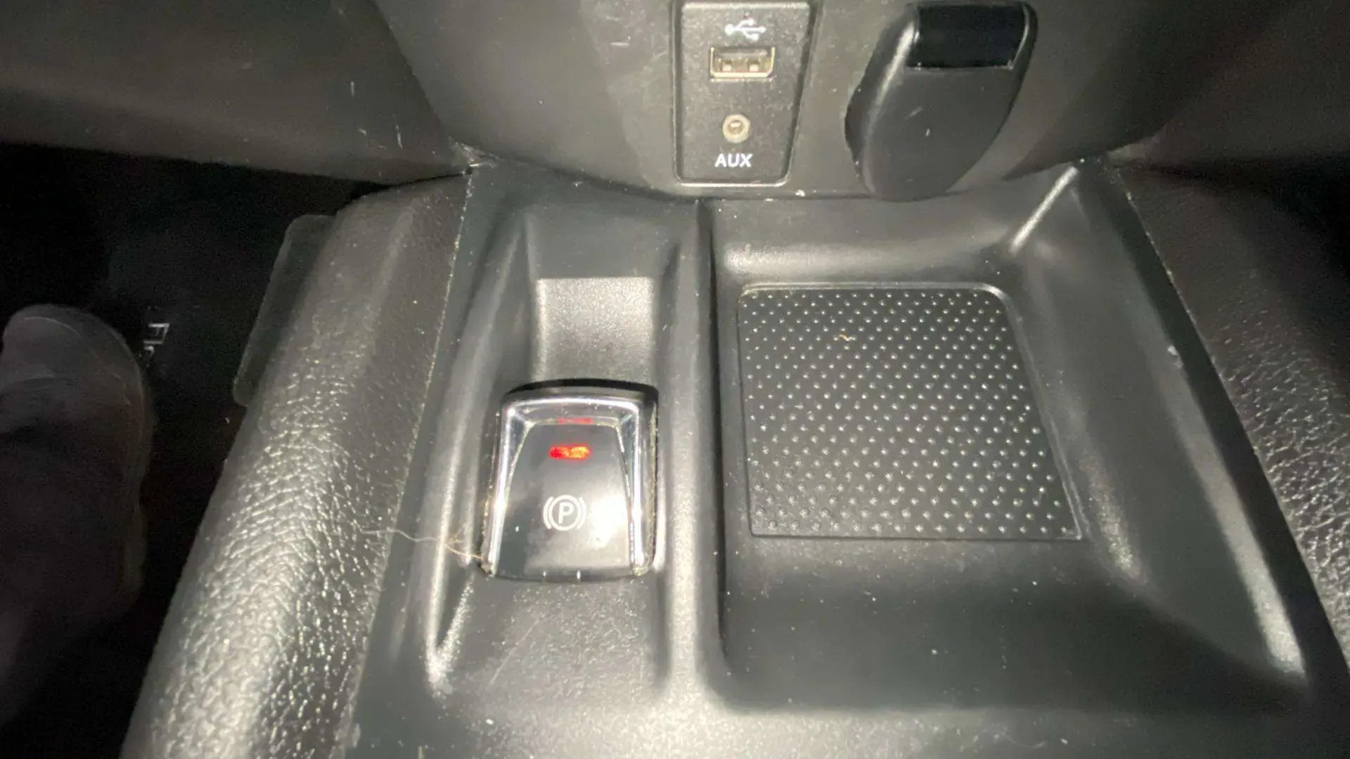 Nissan X-Trail 1.6 dCi Xtronic N-Connecta - foto 27