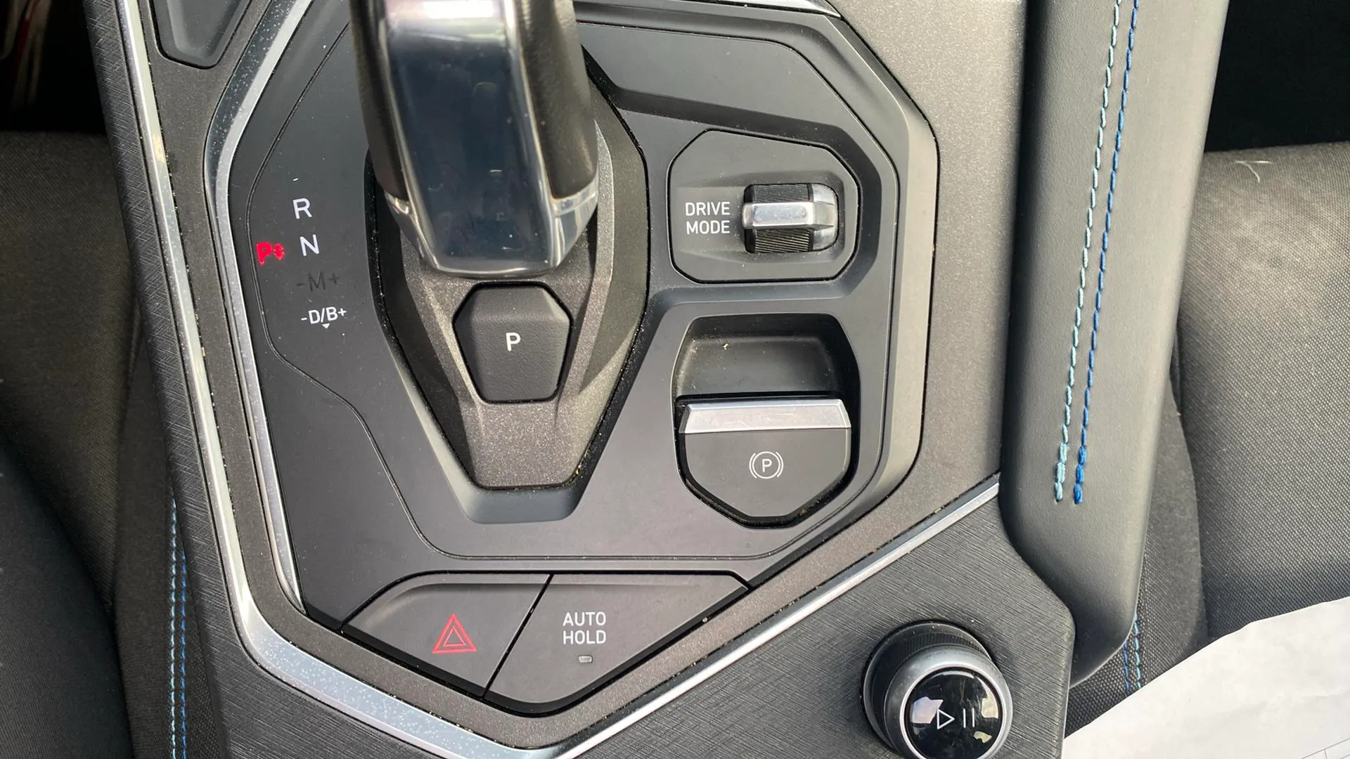 Lynk & Co 01 1.5 PHEV - foto 21