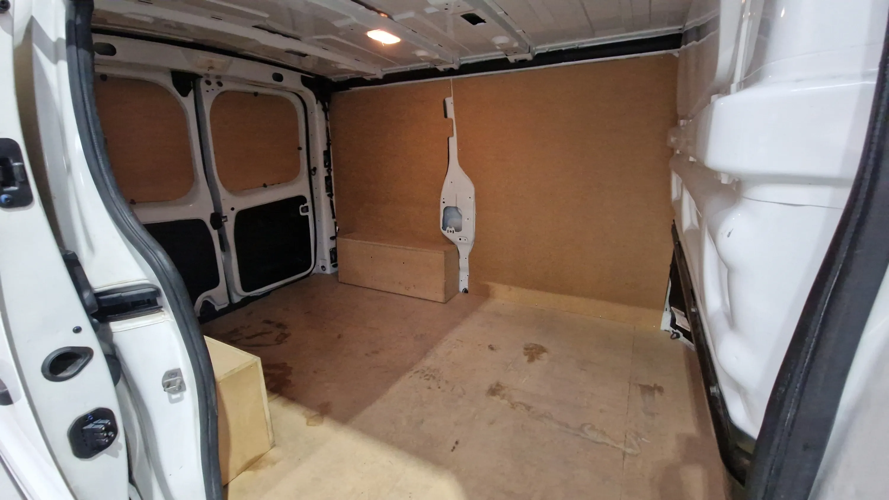 Renault Trafic Furgón L1H1 Blue dCi - foto 13