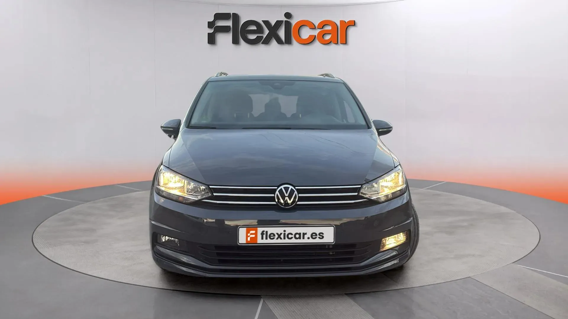 Volkswagen Touran Advance 2.0 TDI - foto 2